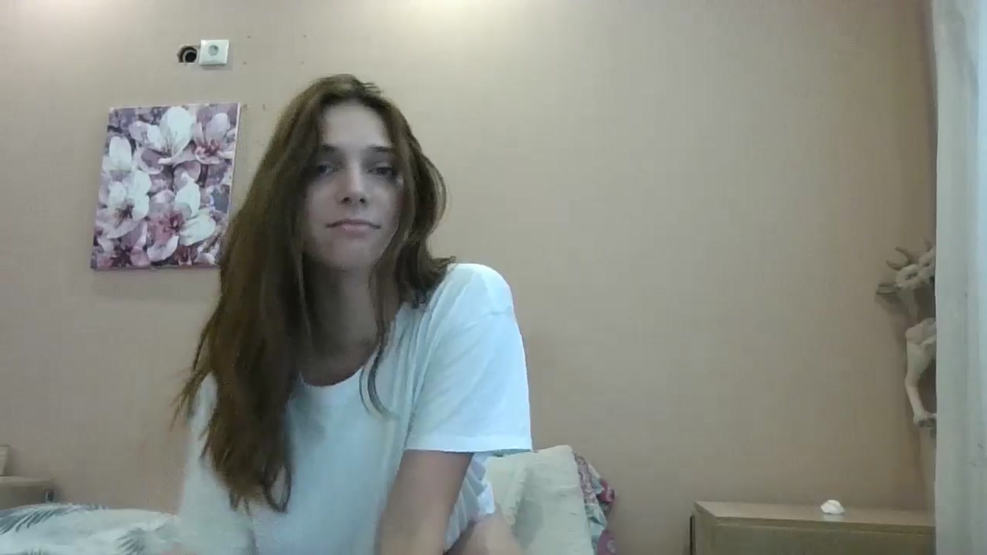 Gallery image thumbnail from HaleyReed's myfreecams stream on, 06/30/2024, 13:19 image 6 of 20