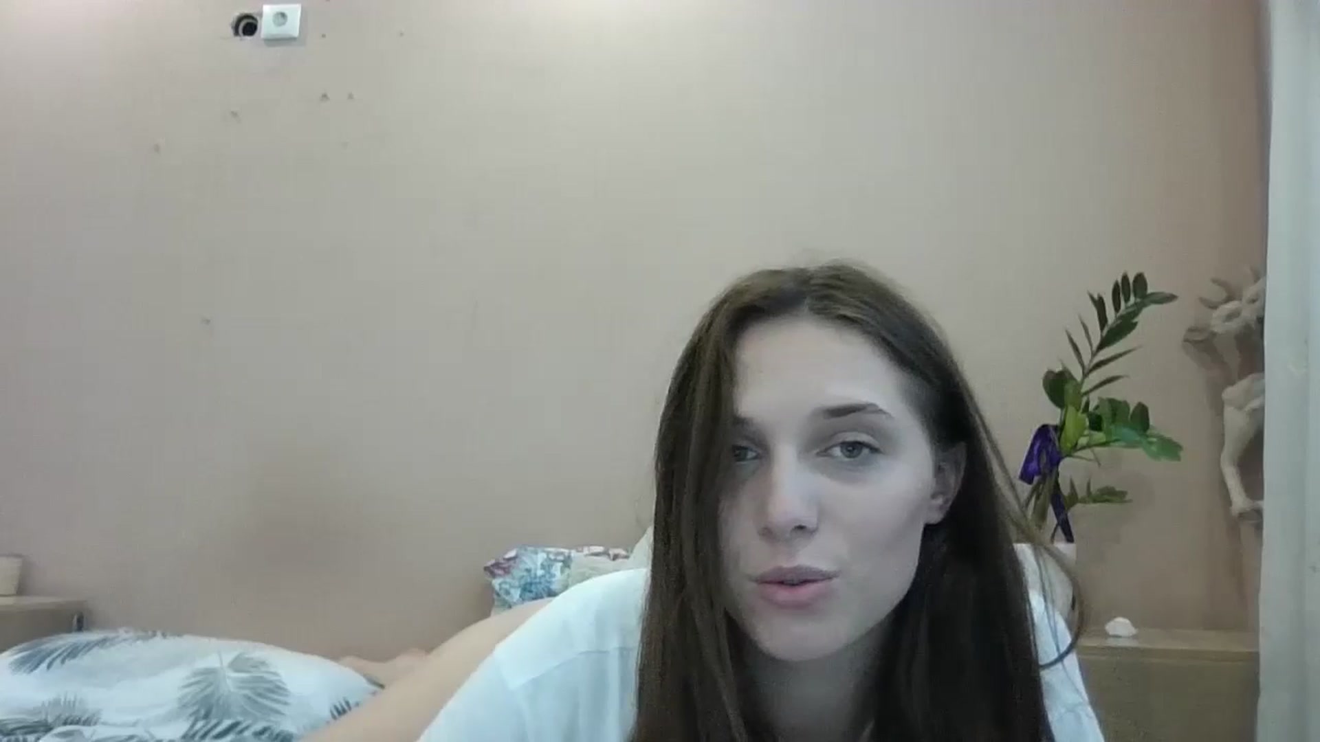 Gallery image thumbnail from HaleyReed's myfreecams stream on, 06/30/2024, 13:19 image 20 of 20
