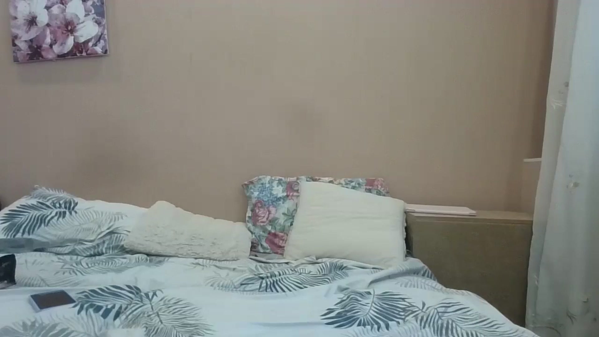 Gallery image thumbnail from HaleyReed's myfreecams stream on, 07/04/2024, 10:33 image 16 of 20