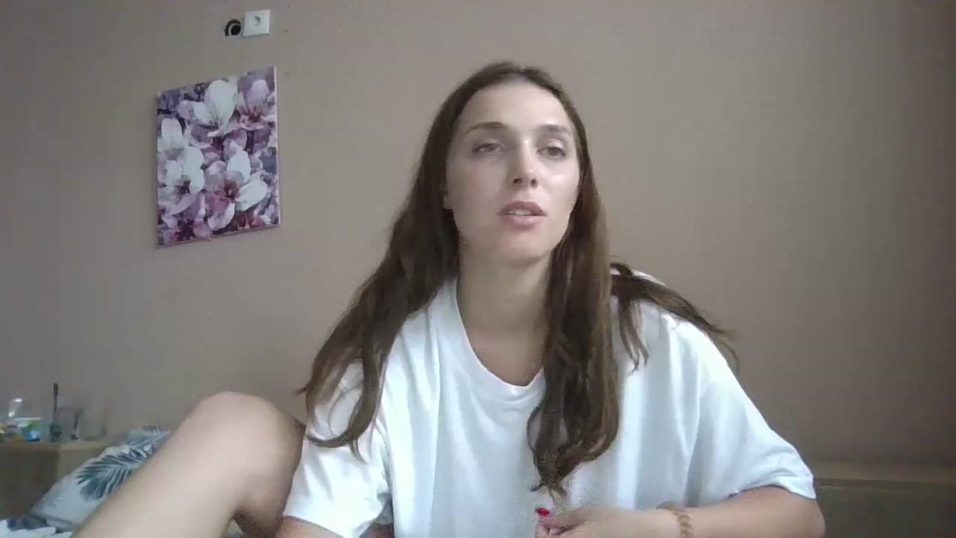 Gallery image thumbnail from HaleyReed's myfreecams stream on, 07/05/2024, 13:07 image 19 of 20