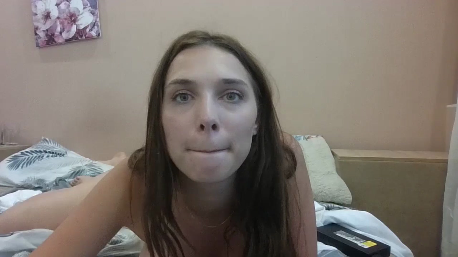 Gallery image thumbnail from HaleyReed's myfreecams stream on, 07/05/2024, 14:21 image 17 of 20