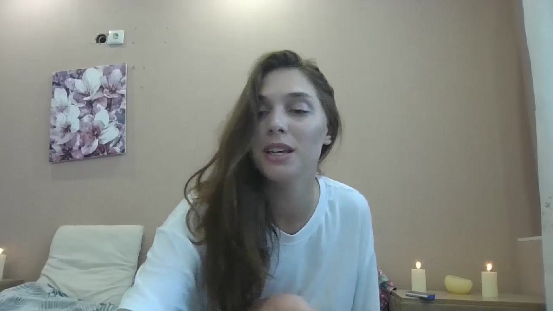 Gallery image thumbnail from HaleyReed's myfreecams stream on, 07/10/2024, 11:25 image 12 of 20