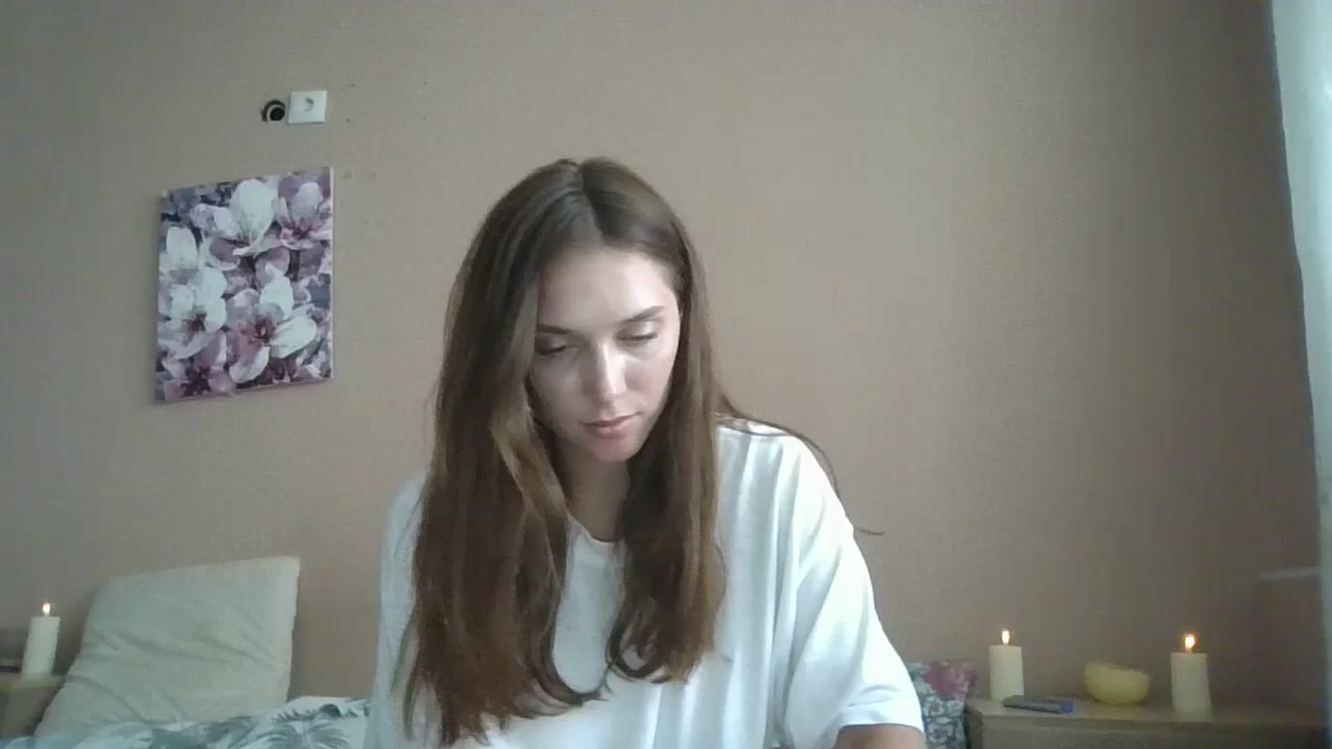 Gallery image thumbnail from HaleyReed's myfreecams stream on, 07/10/2024, 13:04 image 12 of 20