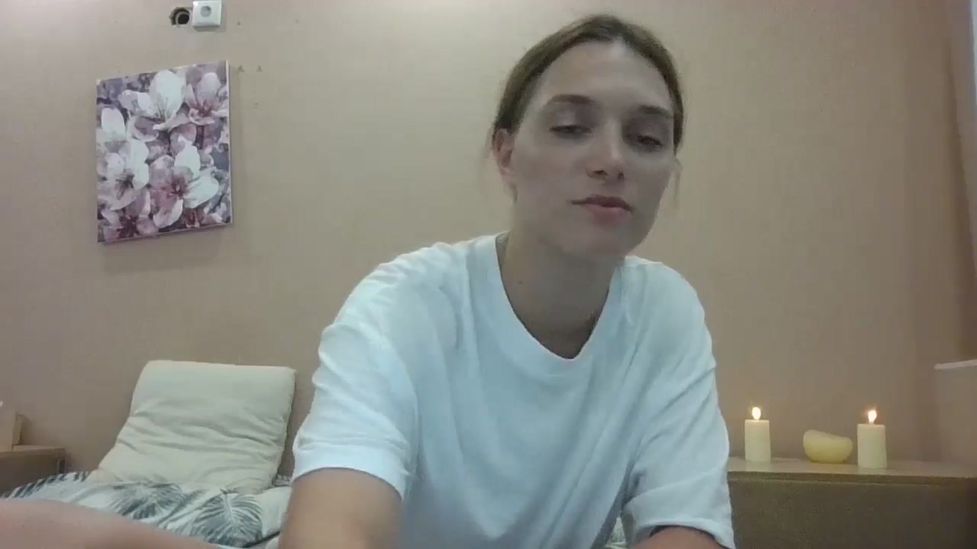 Gallery image thumbnail from HaleyReed's myfreecams stream on, 07/10/2024, 15:31 image 5 of 20