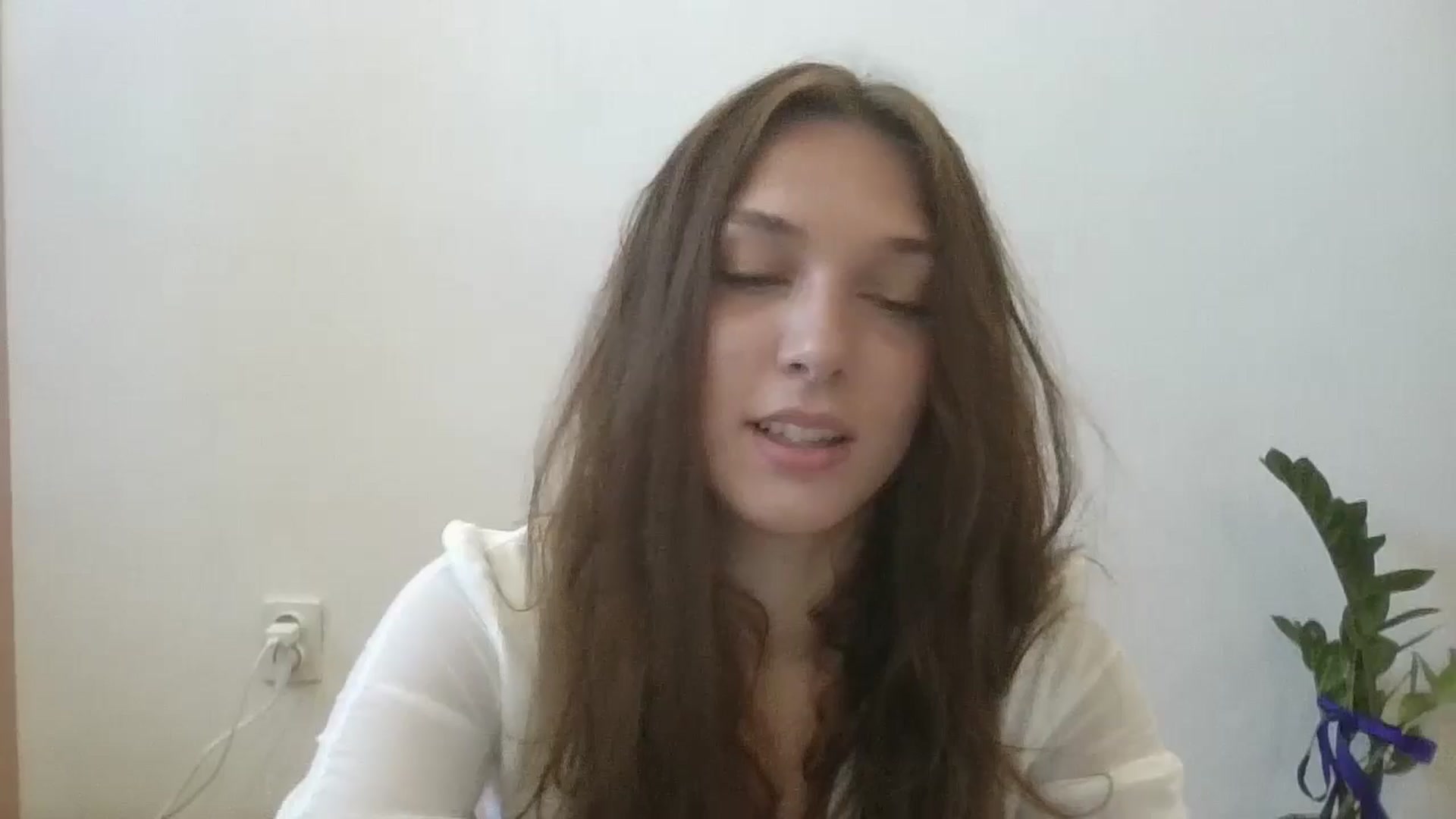 Gallery image thumbnail from HaleyReed's myfreecams stream on, 07/12/2024, 10:16 image 1 of 20