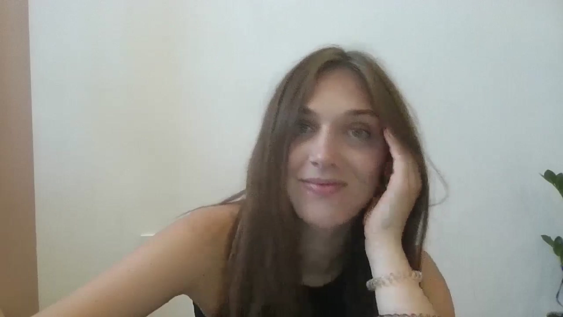 Gallery image thumbnail from HaleyReed's myfreecams stream on, 07/12/2024, 12:25 image 3 of 20