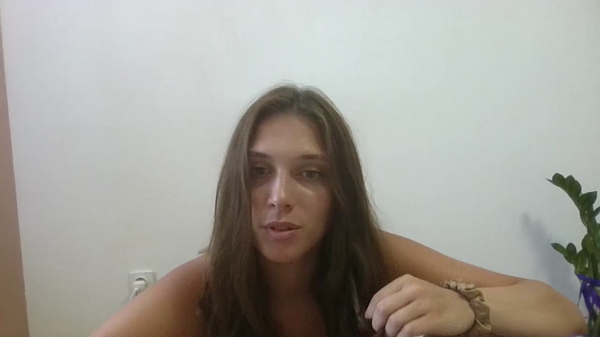 Gallery image thumbnail from HaleyReed's myfreecams stream on, 07/15/2024, 12:19 image 19 of 20