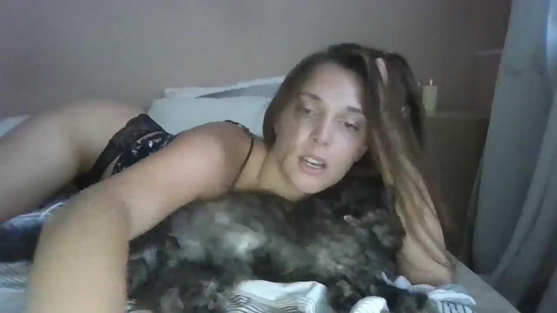 Gallery image thumbnail from HaleyReed's myfreecams stream on, 07/15/2024, 15:13 image 19 of 20