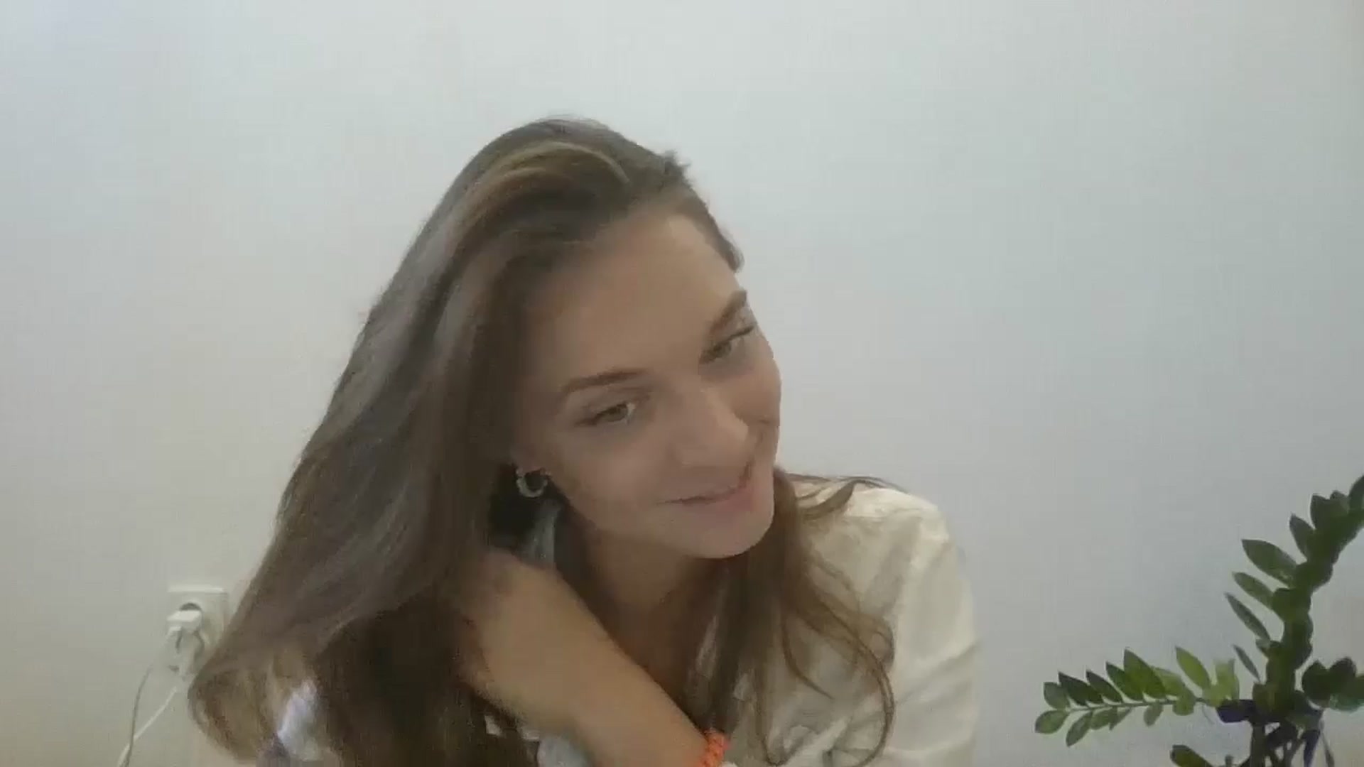 Gallery image thumbnail from HaleyReed's myfreecams stream on, 07/19/2024, 09:59 image 2 of 20