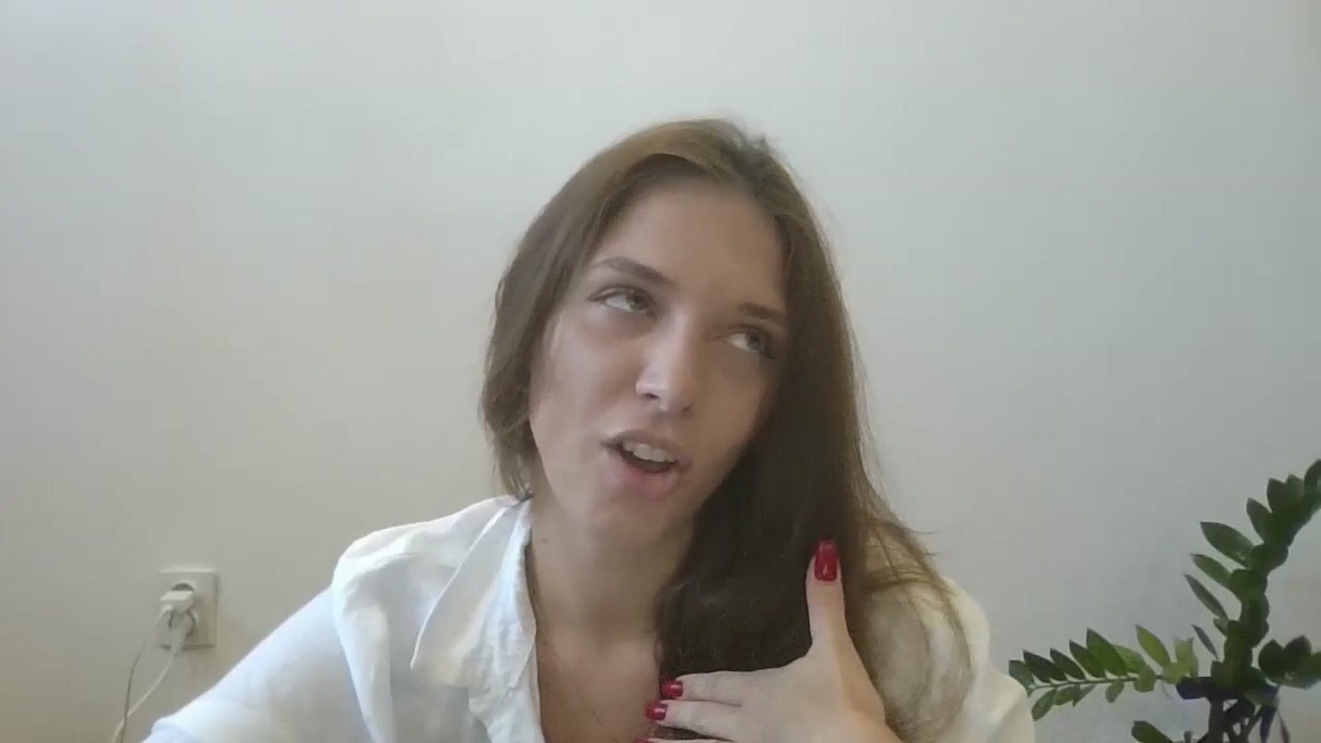 Gallery image thumbnail from HaleyReed's myfreecams stream on, 07/19/2024, 09:59 image 9 of 20