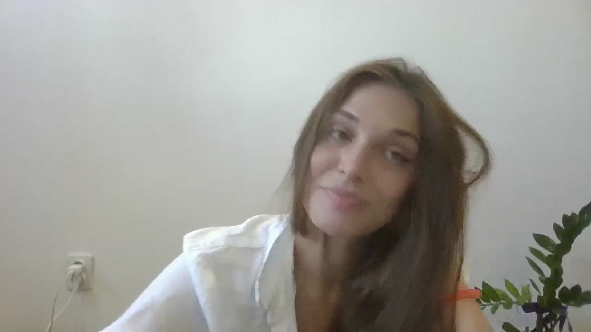 Gallery image thumbnail from HaleyReed's myfreecams stream on, 07/19/2024, 09:59 image 13 of 20
