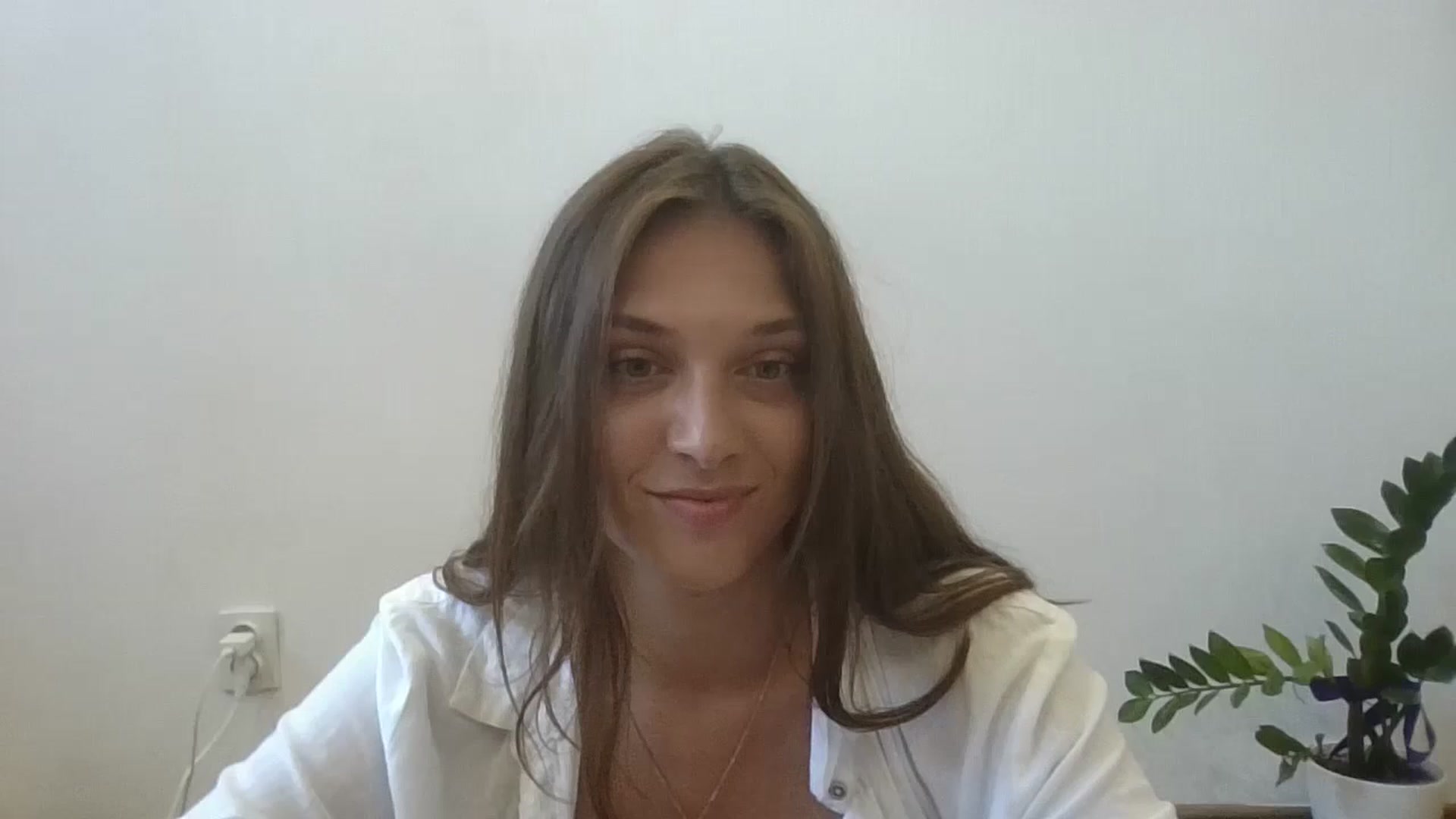 Gallery image thumbnail from HaleyReed's myfreecams stream on, 07/19/2024, 11:21 image 3 of 20