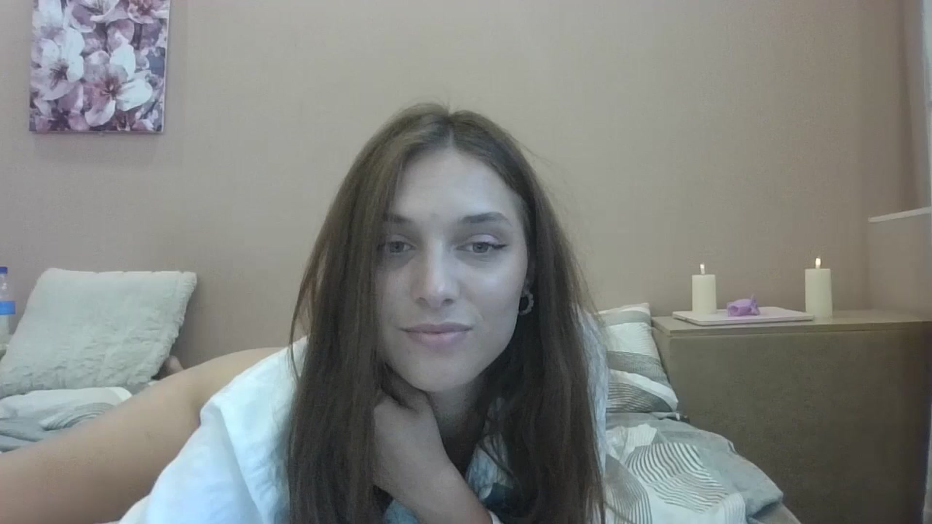 Gallery image thumbnail from HaleyReed's myfreecams stream on, 07/19/2024, 13:02 image 11 of 20