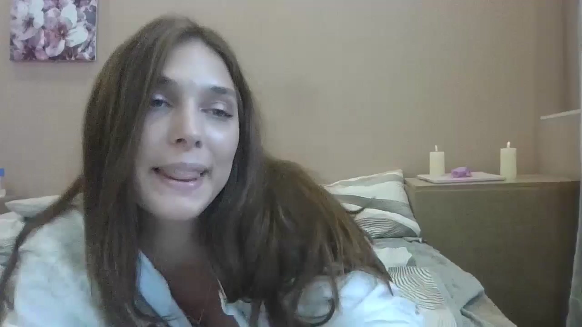 Gallery image thumbnail from HaleyReed's myfreecams stream on, 07/19/2024, 13:02 image 15 of 20