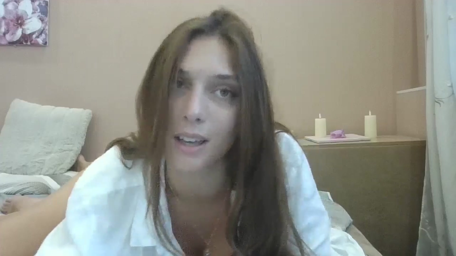 Gallery image thumbnail from HaleyReed's myfreecams stream on, 07/19/2024, 13:02 image 3 of 20