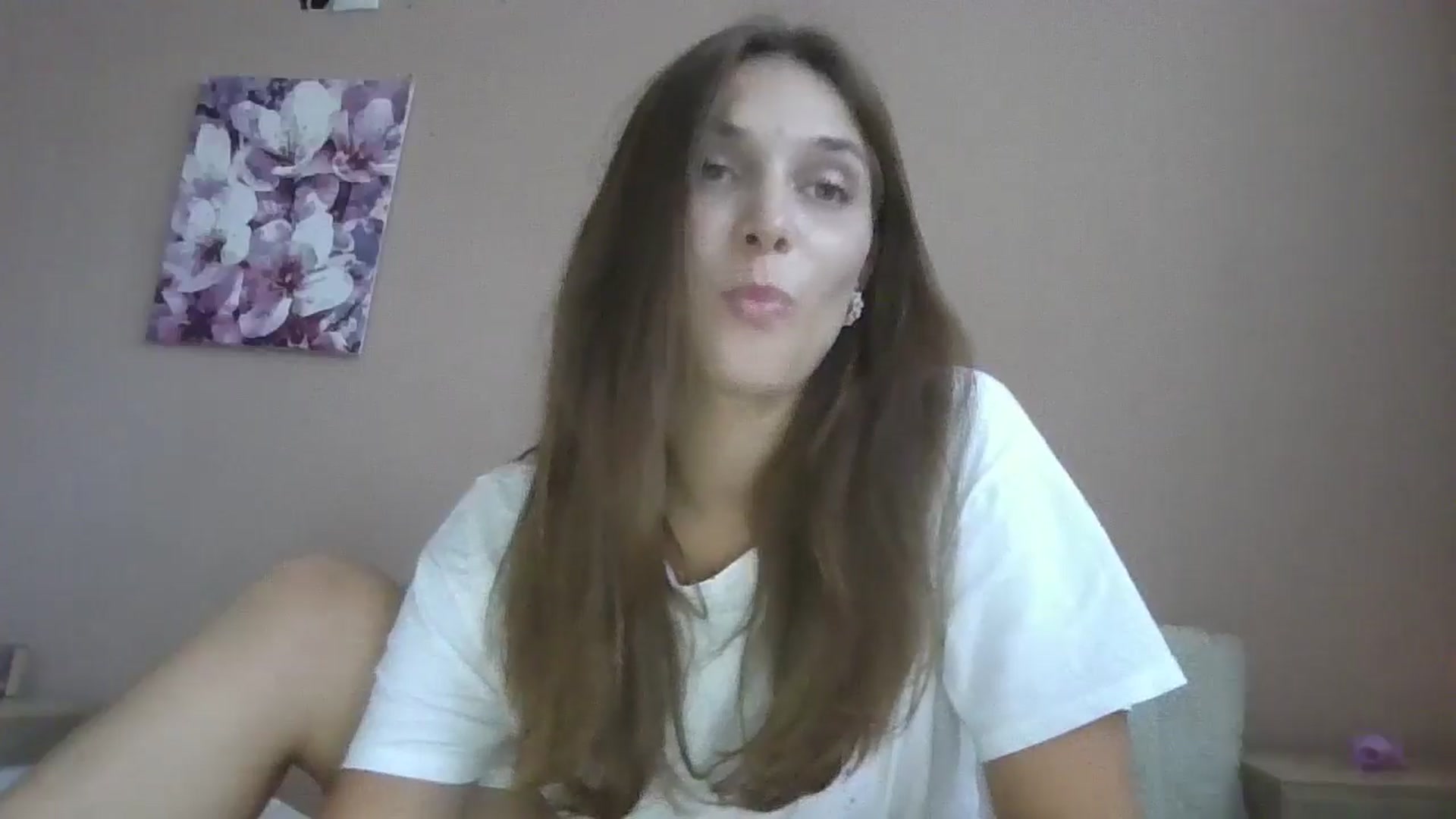Gallery image thumbnail from HaleyReed's myfreecams stream on, 07/20/2024, 13:41 image 9 of 20