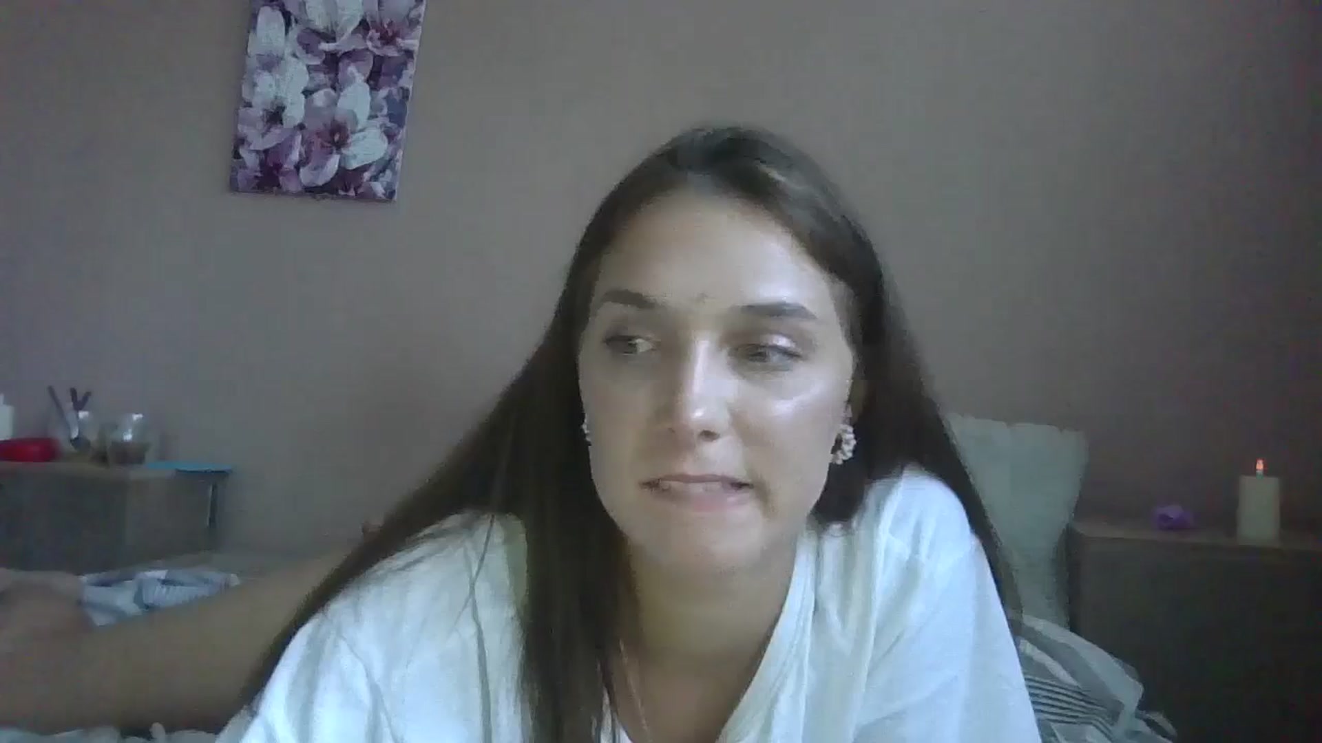 Gallery image thumbnail from HaleyReed's myfreecams stream on, 07/20/2024, 15:14 image 17 of 20