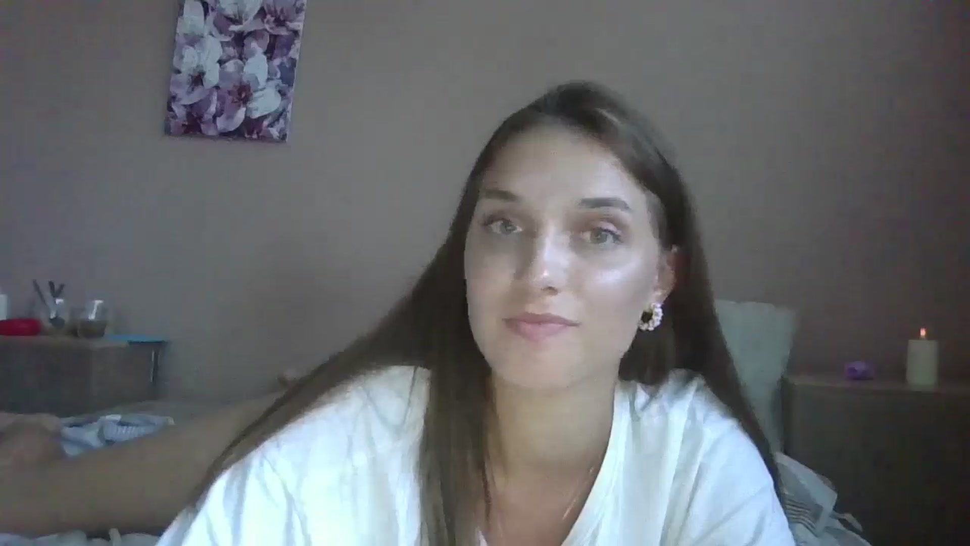 Gallery image thumbnail from HaleyReed's myfreecams stream on, 07/20/2024, 15:14 image 18 of 20