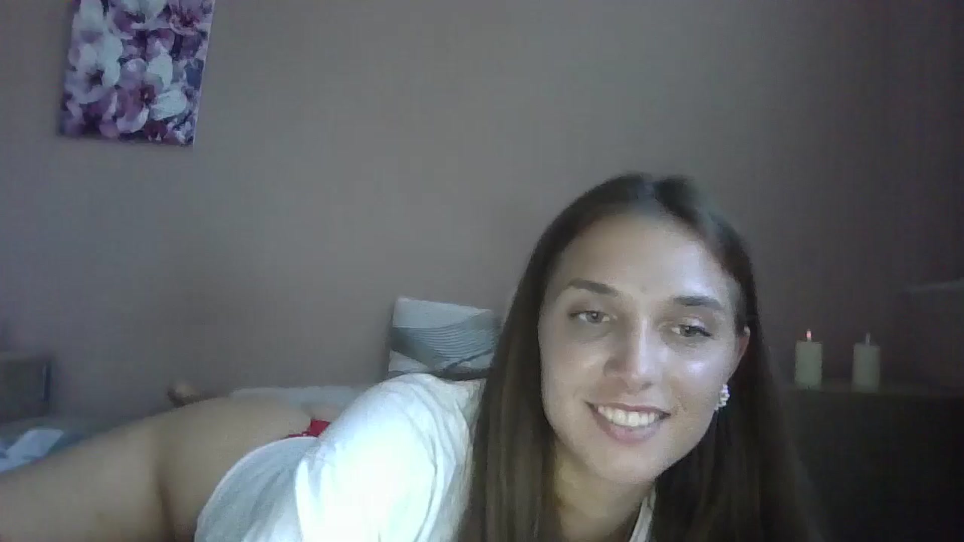Gallery image thumbnail from HaleyReed's myfreecams stream on, 07/20/2024, 15:33 image 17 of 20