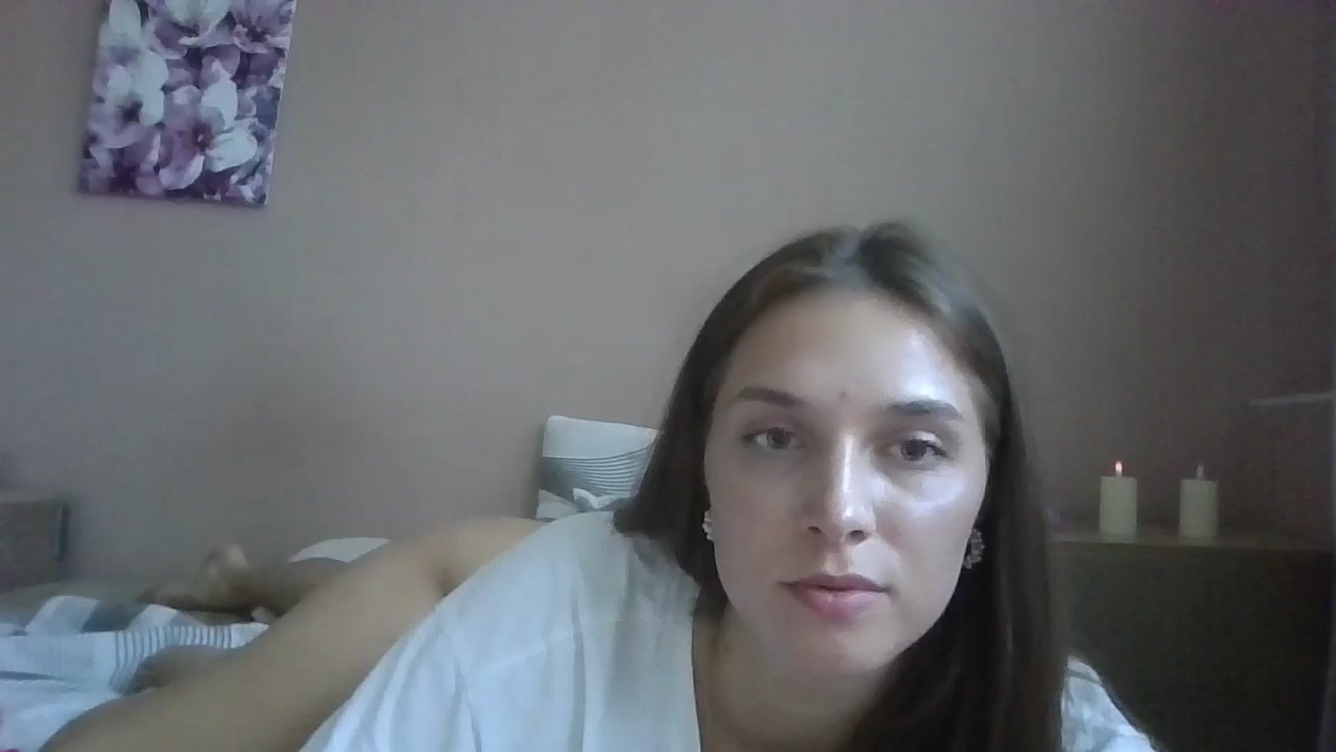 Gallery image thumbnail from HaleyReed's myfreecams stream on, 07/20/2024, 15:33 image 1 of 20