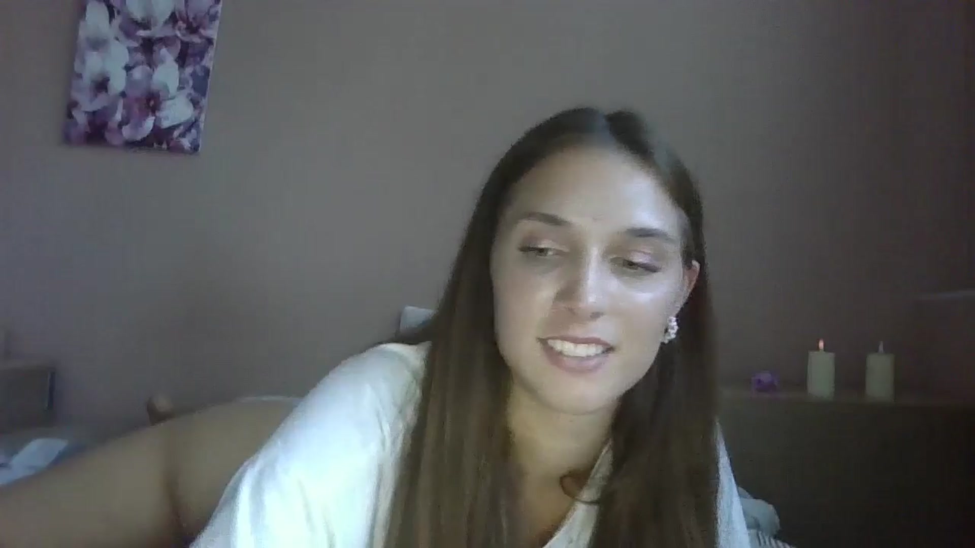 Gallery image thumbnail from HaleyReed's myfreecams stream on, 07/20/2024, 15:33 image 15 of 20
