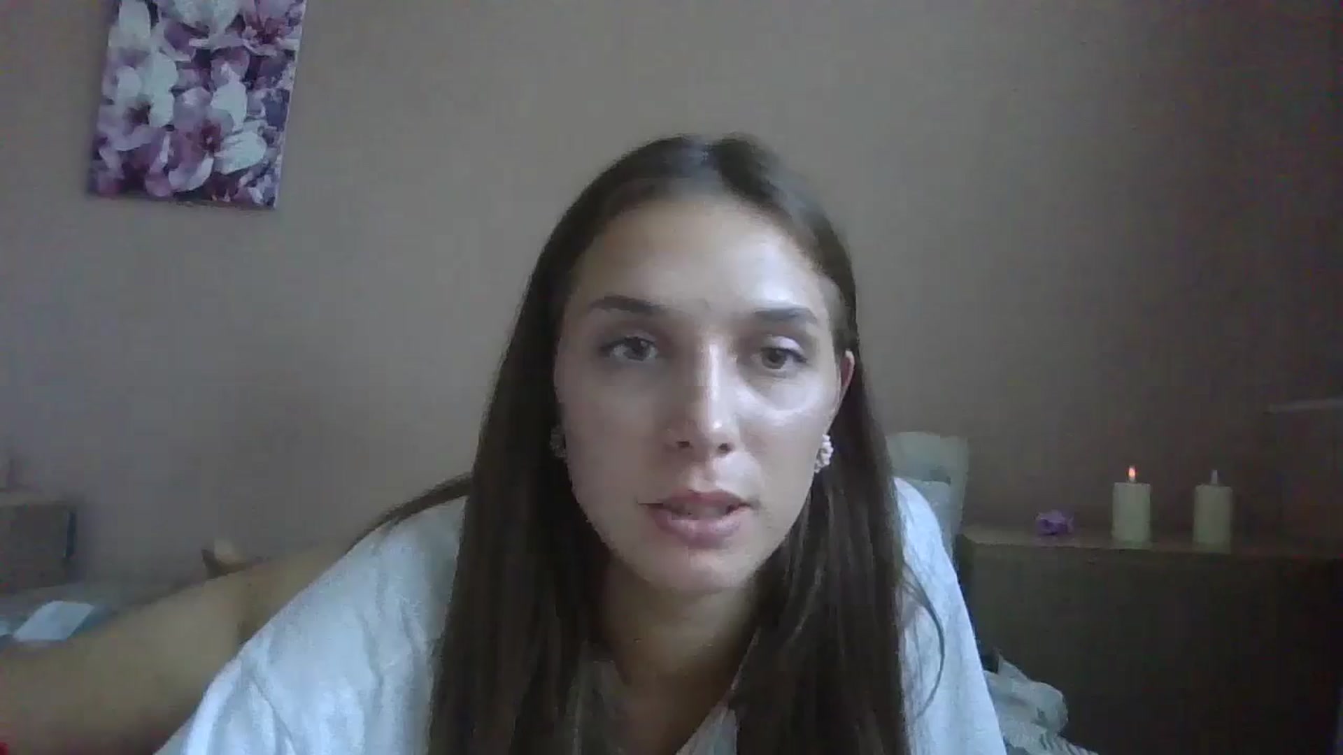 Gallery image thumbnail from HaleyReed's myfreecams stream on, 07/20/2024, 15:33 image 7 of 20