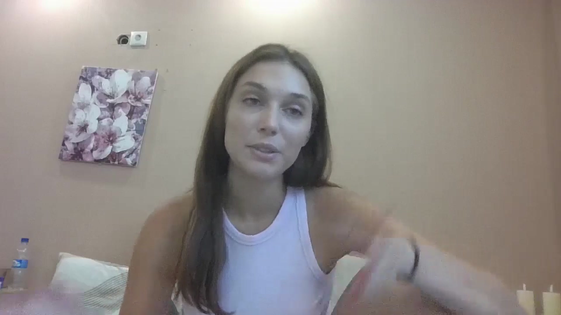 Gallery image thumbnail from HaleyReed's myfreecams stream on, 07/21/2024, 12:24 image 4 of 20