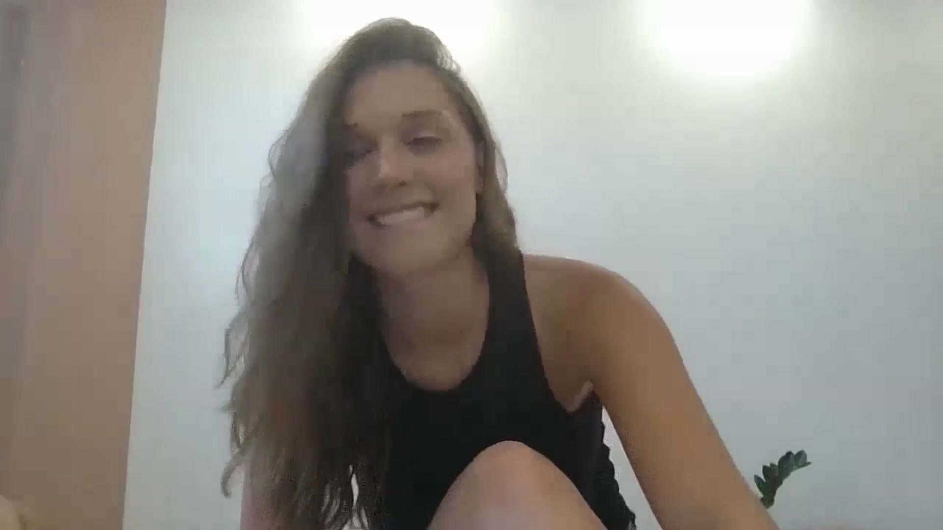 Gallery image thumbnail from HaleyReed's myfreecams stream on, 07/22/2024, 11:30 image 19 of 20