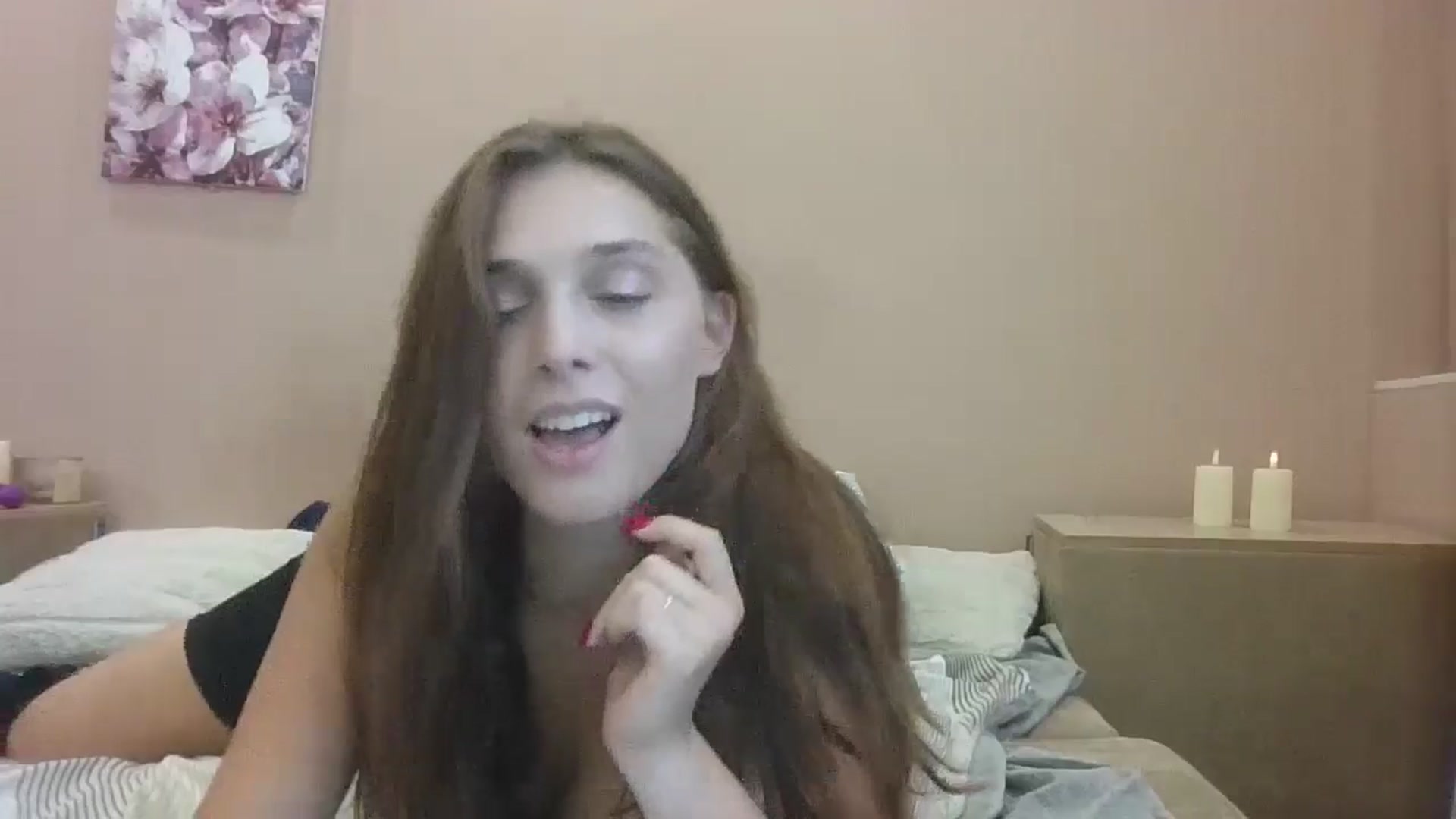 Gallery image thumbnail from HaleyReed's myfreecams stream on, 07/22/2024, 12:15 image 18 of 20