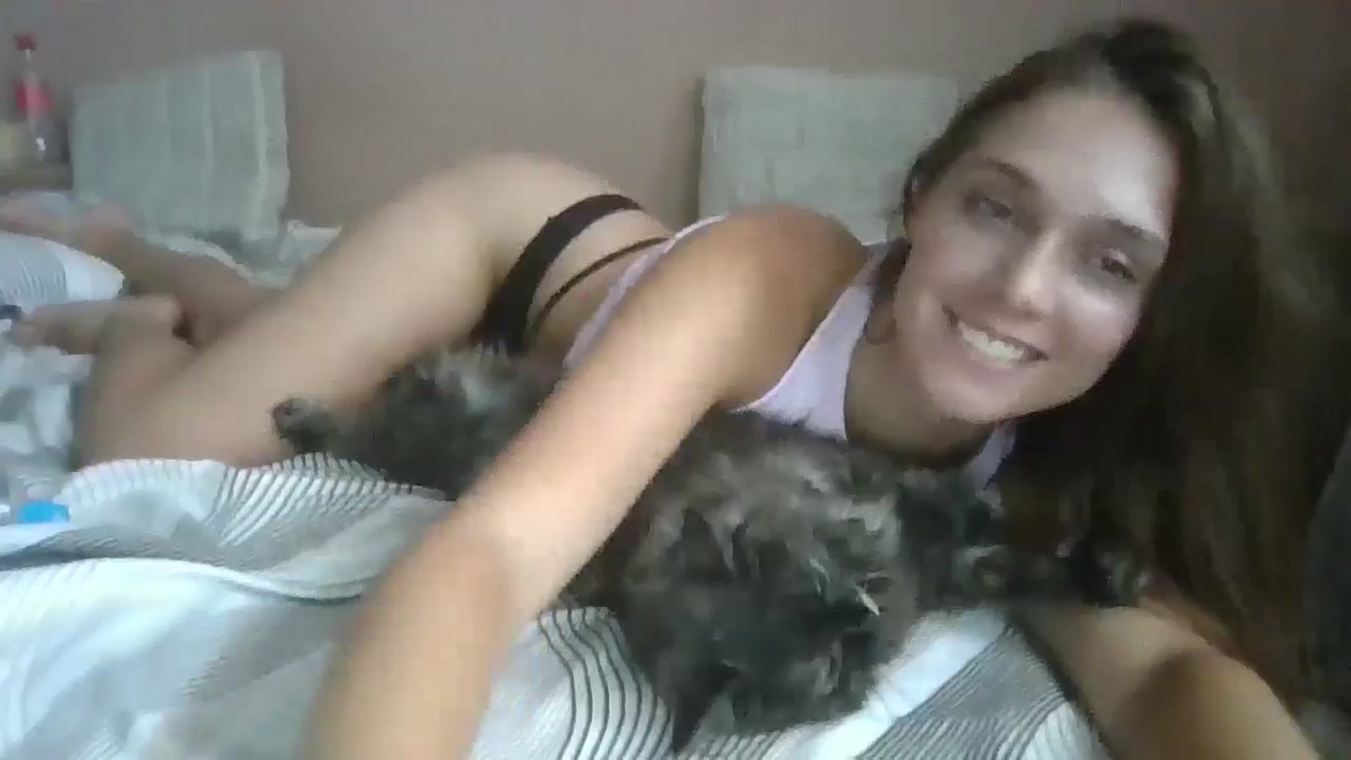 Gallery image thumbnail from HaleyReed's myfreecams stream on, 07/23/2024, 14:20 image 7 of 20