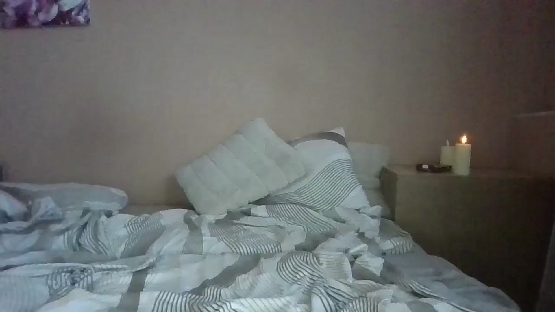 Gallery image thumbnail from HaleyReed's myfreecams stream on, 07/25/2024, 16:25 image 1 of 20