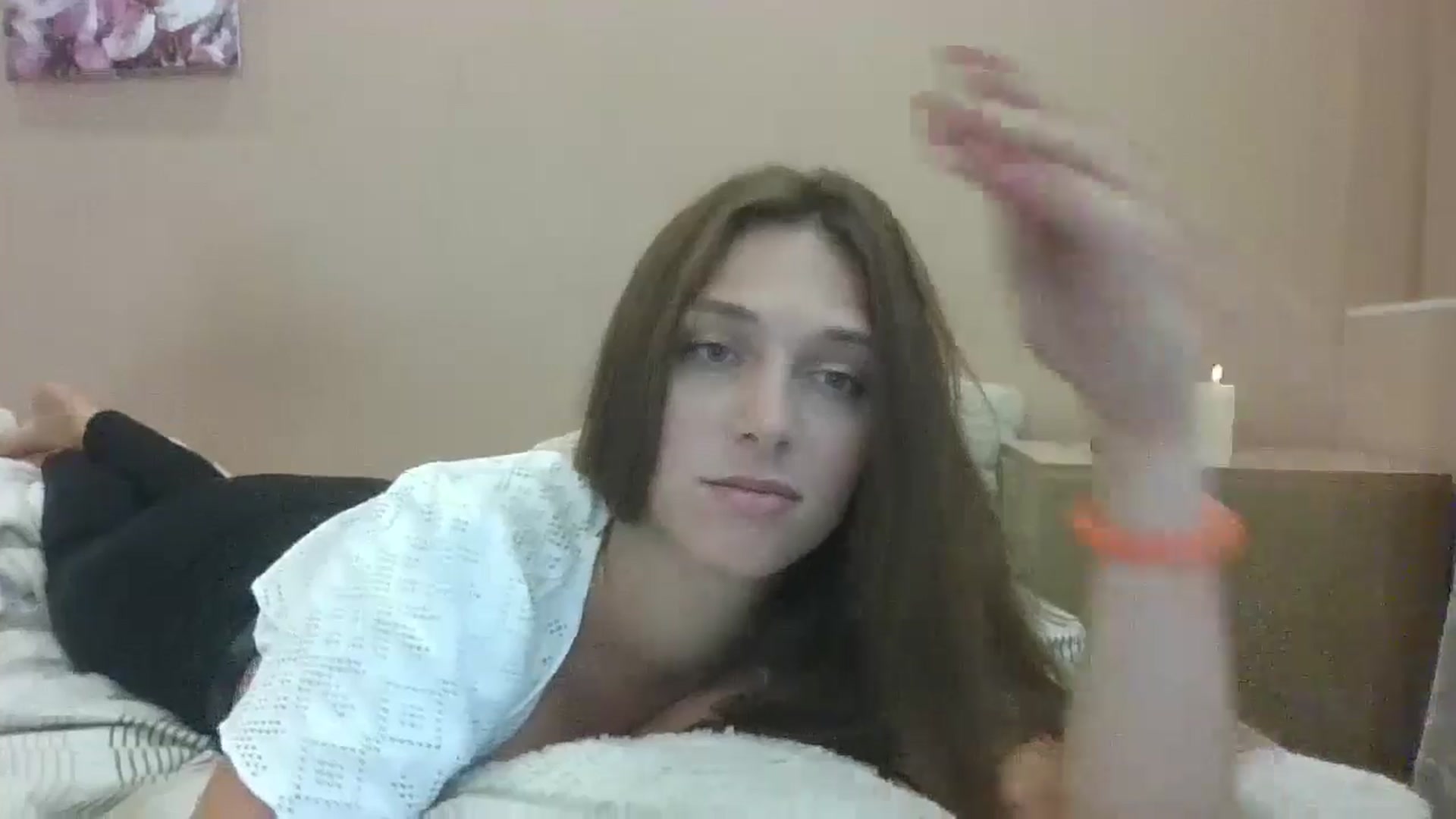 Gallery image thumbnail from HaleyReed's myfreecams stream on, 07/25/2024, 16:25 image 18 of 20