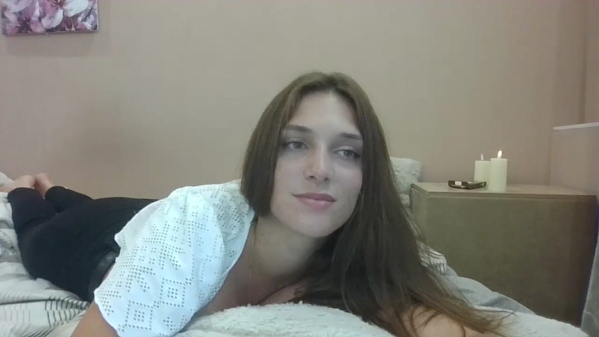 Gallery image thumbnail from HaleyReed's myfreecams stream on, 07/25/2024, 16:25 image 19 of 20