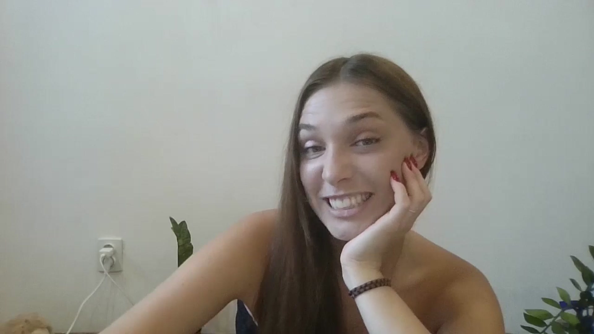 Gallery image thumbnail from HaleyReed's myfreecams stream on, 07/28/2024, 09:33 image 15 of 20
