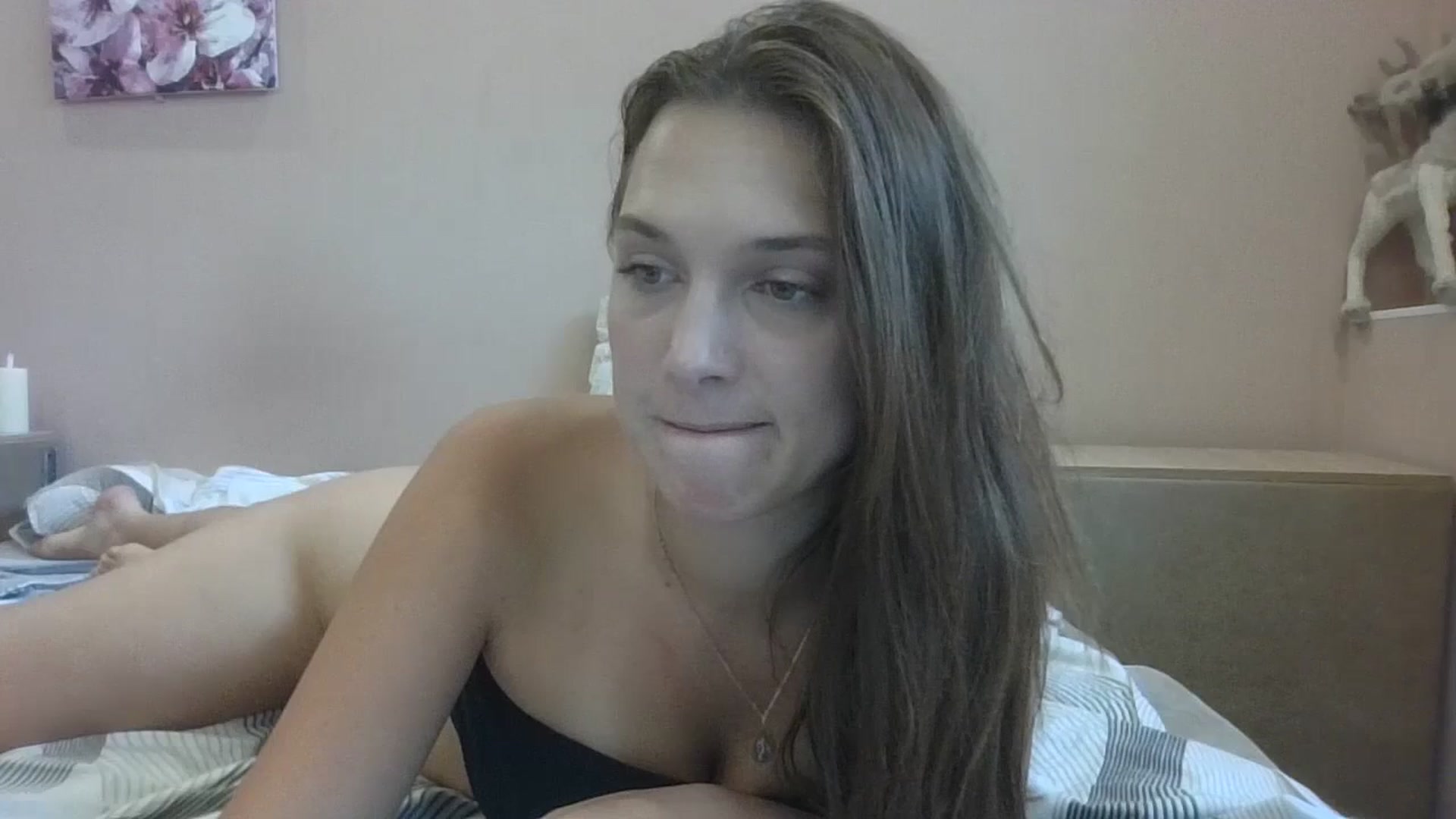 Gallery image thumbnail from HaleyReed's myfreecams stream on, 07/28/2024, 12:32 image 10 of 20