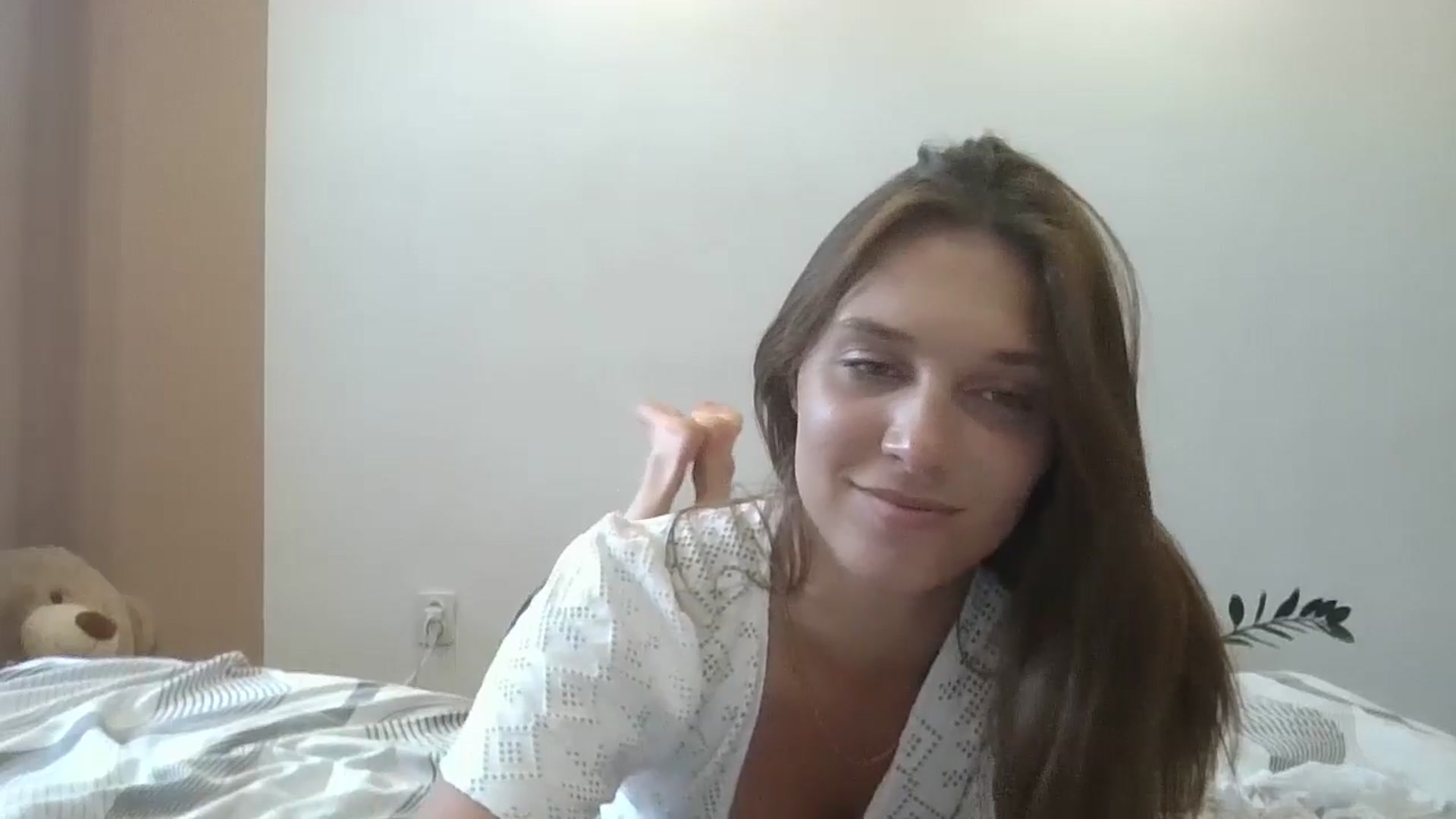 Gallery image thumbnail from HaleyReed's myfreecams stream on, 07/31/2024, 13:04 image 10 of 20