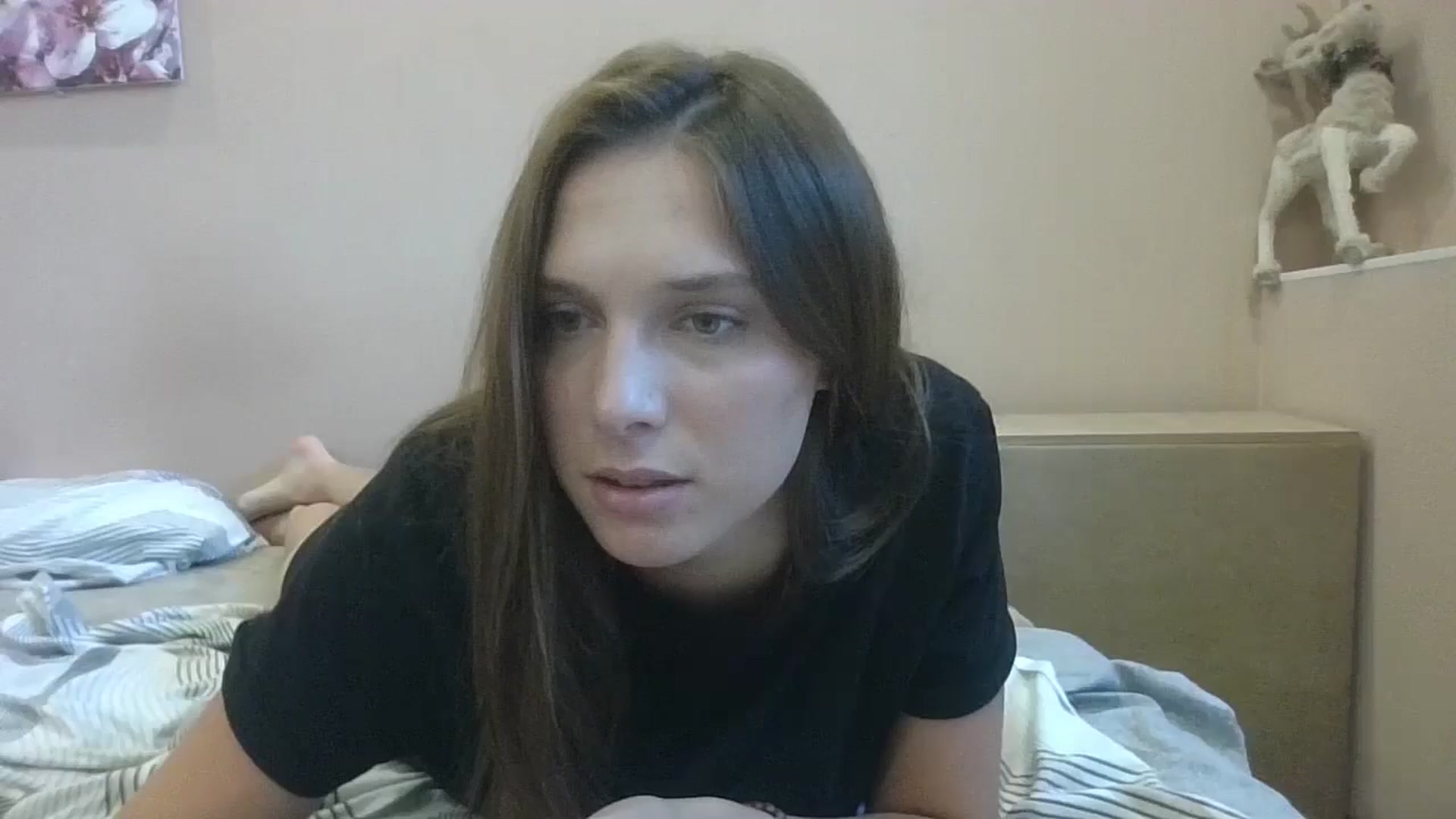 Gallery image thumbnail from HaleyReed's myfreecams stream on, 07/31/2024, 15:14 image 1 of 20