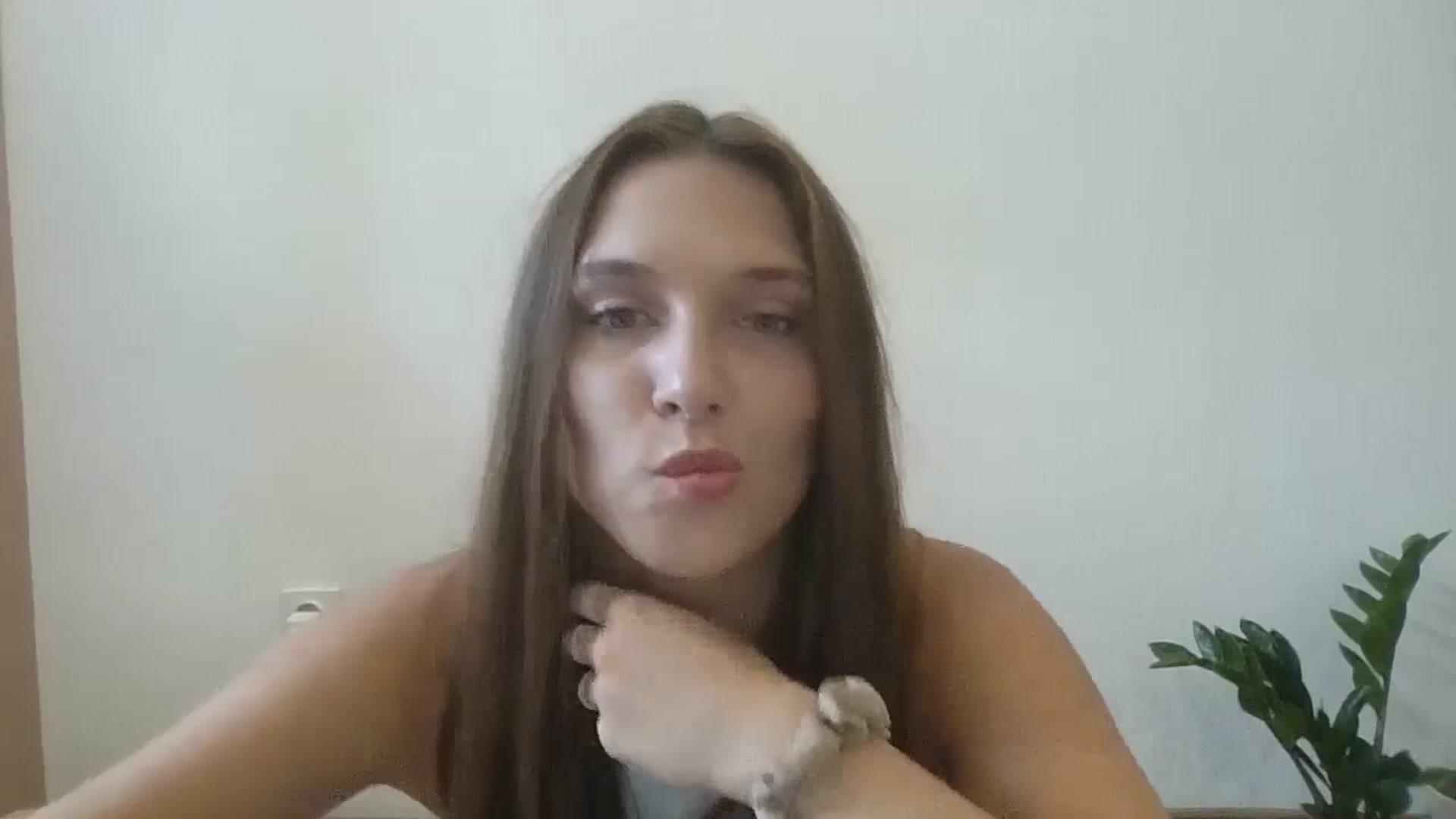 Gallery image thumbnail from HaleyReed's myfreecams stream on, 08/01/2024, 10:13 image 11 of 20