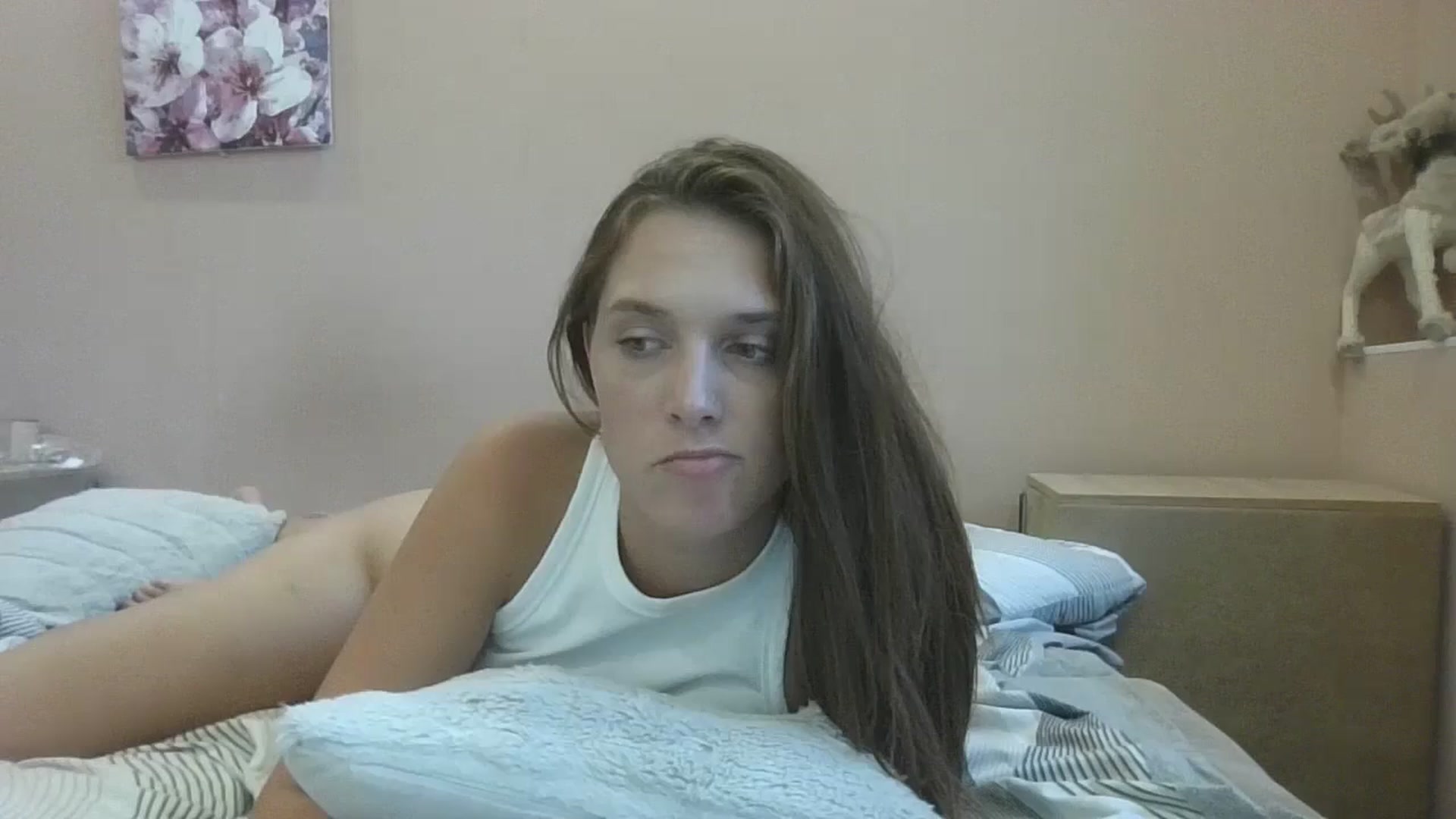 Gallery image thumbnail from HaleyReed's myfreecams stream on, 08/01/2024, 15:54 image 6 of 20