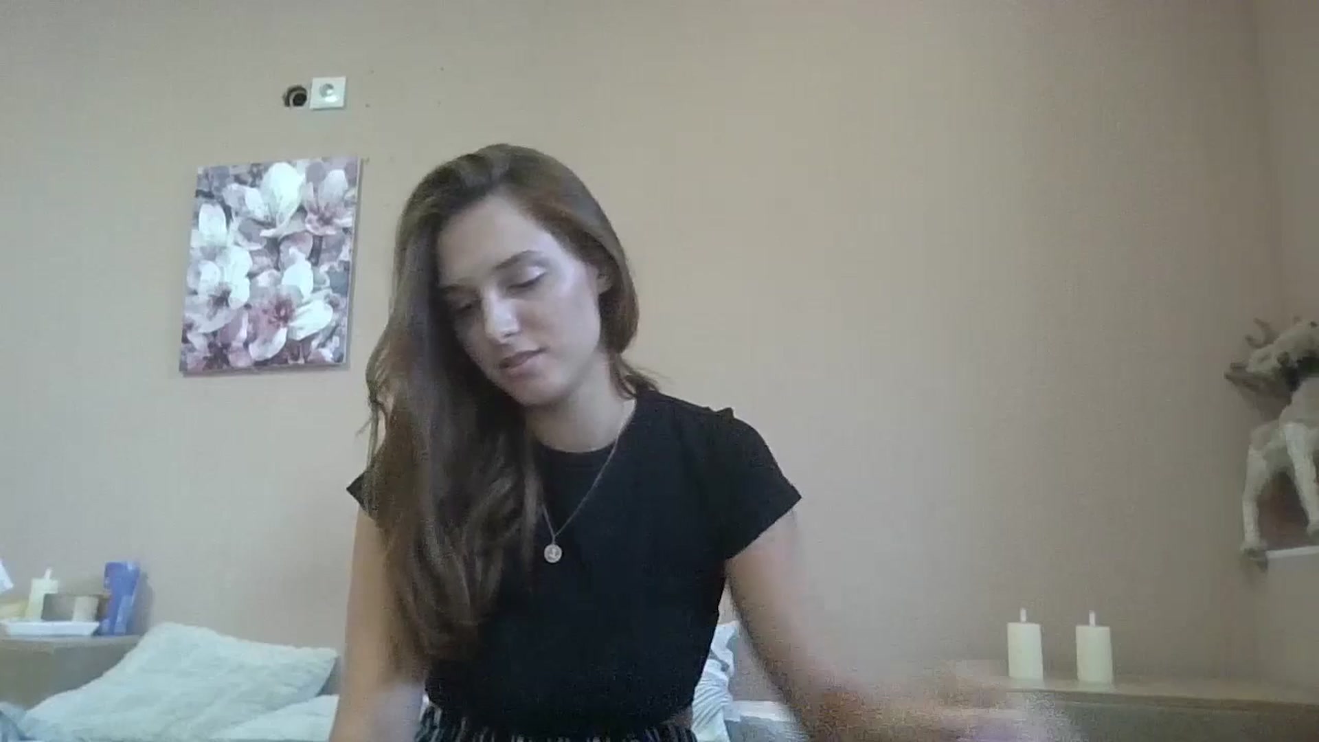 Gallery image thumbnail from HaleyReed's myfreecams stream on, 08/05/2024, 14:35 image 5 of 20