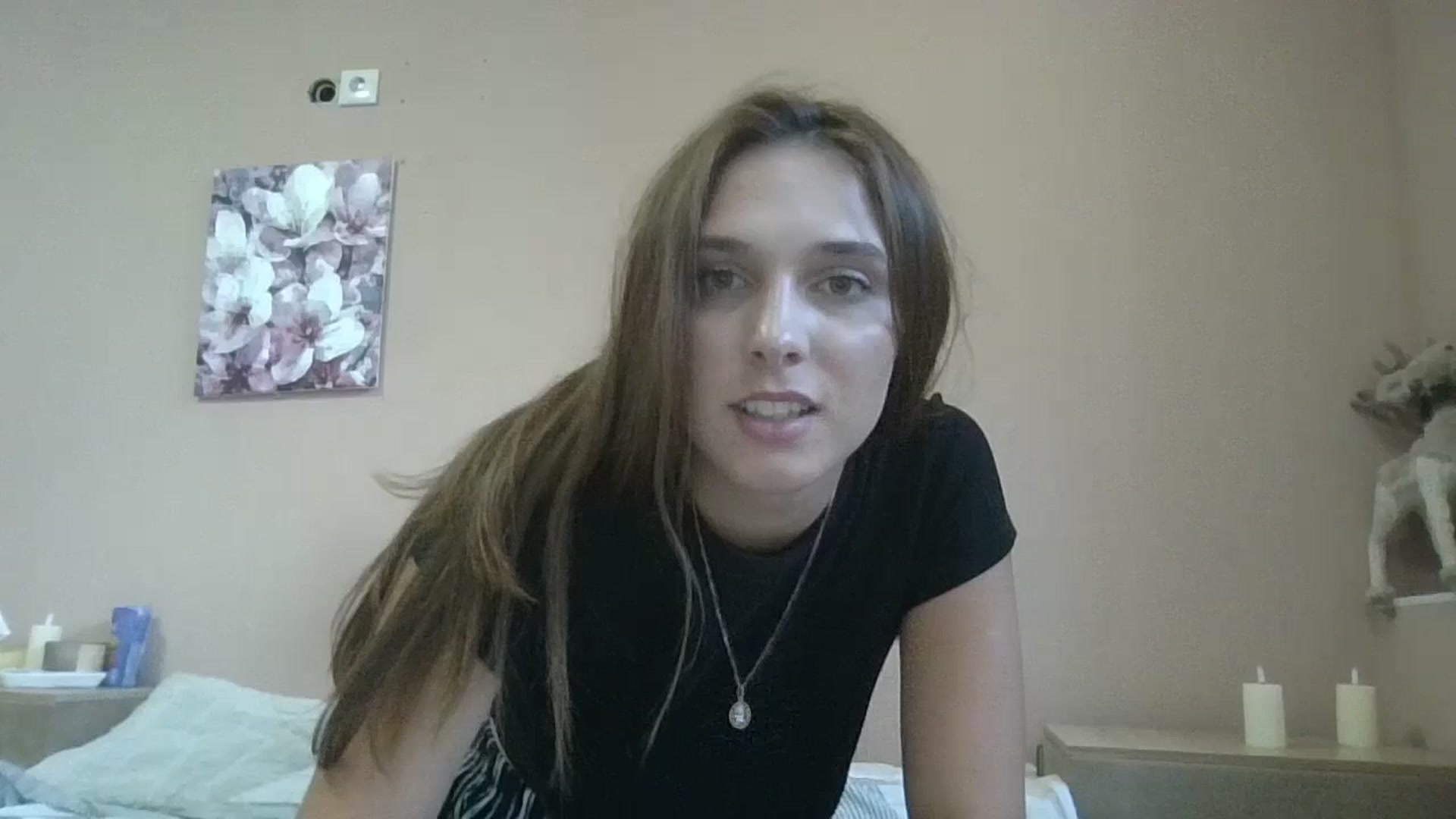 Gallery image thumbnail from HaleyReed's myfreecams stream on, 08/05/2024, 14:35 image 1 of 20