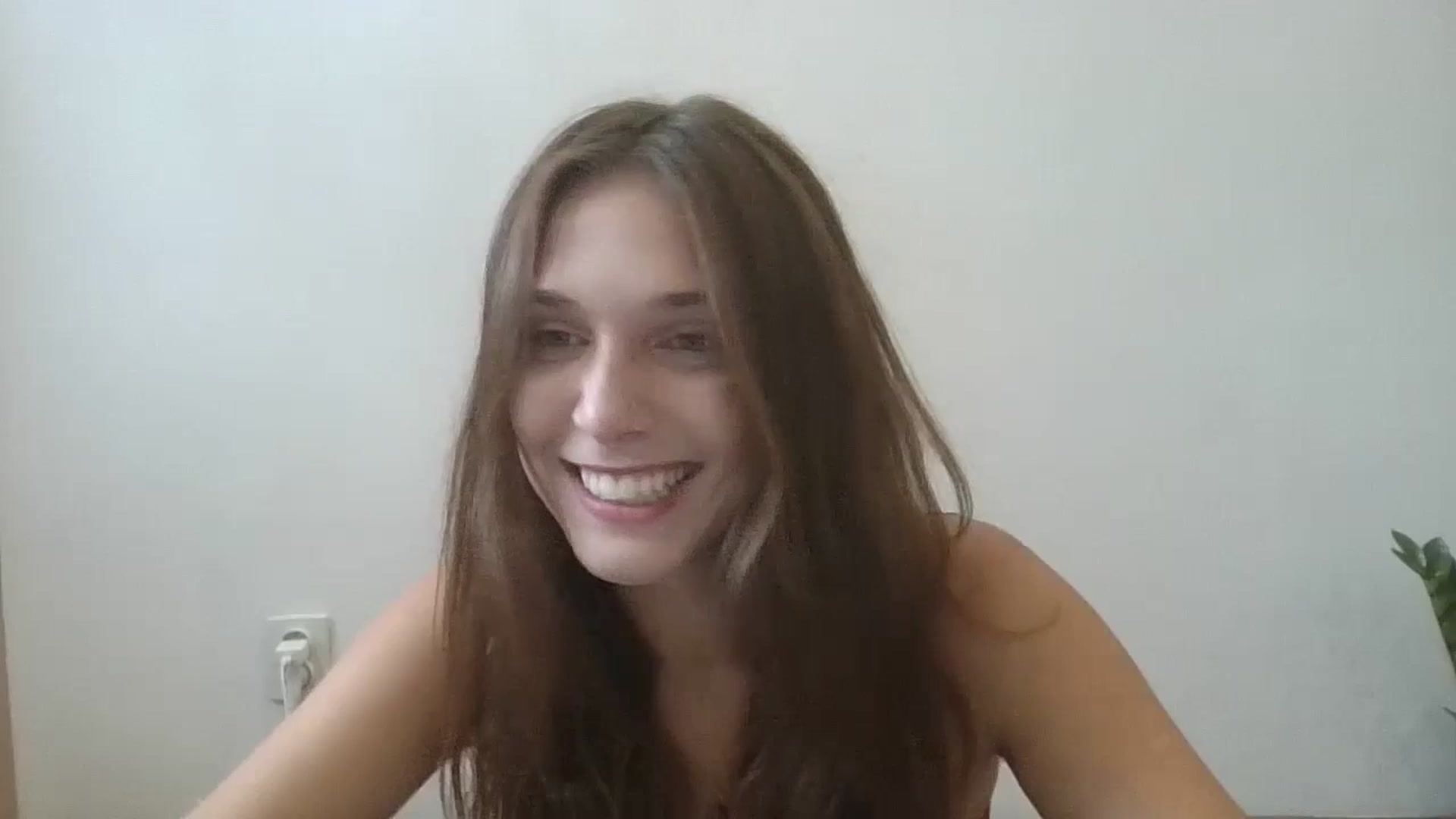 Gallery image thumbnail from HaleyReed's myfreecams stream on, 08/06/2024, 10:14 image 3 of 20