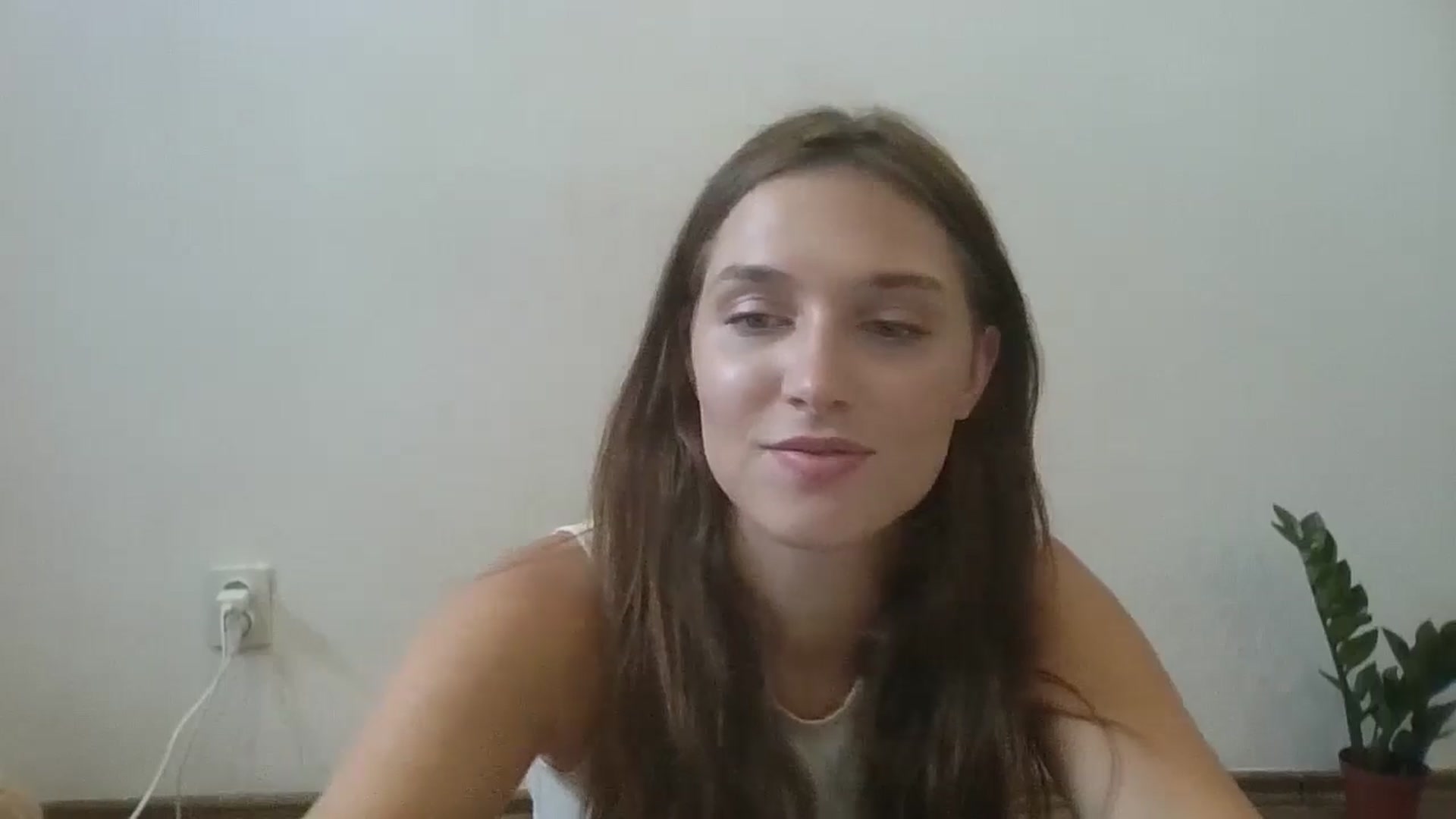 Gallery image thumbnail from HaleyReed's myfreecams stream on, 08/06/2024, 10:54 image 16 of 20