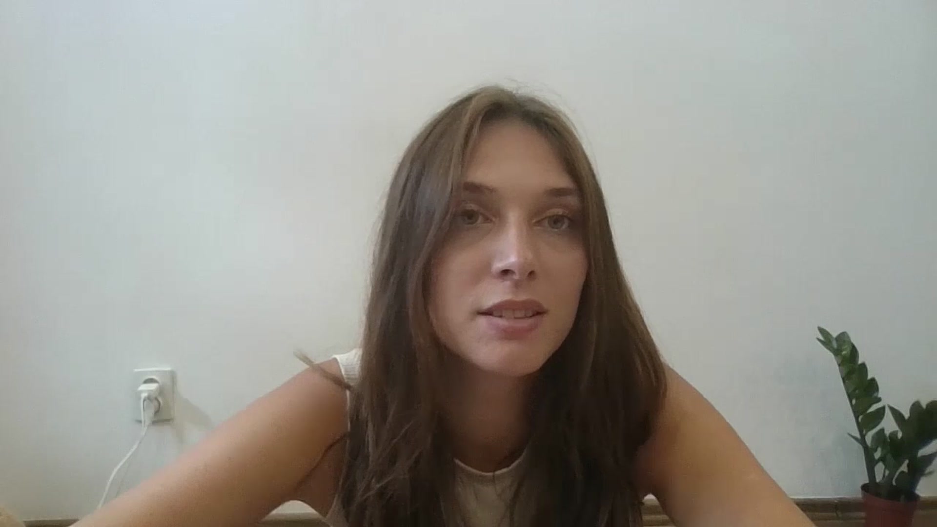 Gallery image thumbnail from HaleyReed's myfreecams stream on, 08/06/2024, 11:38 image 18 of 20