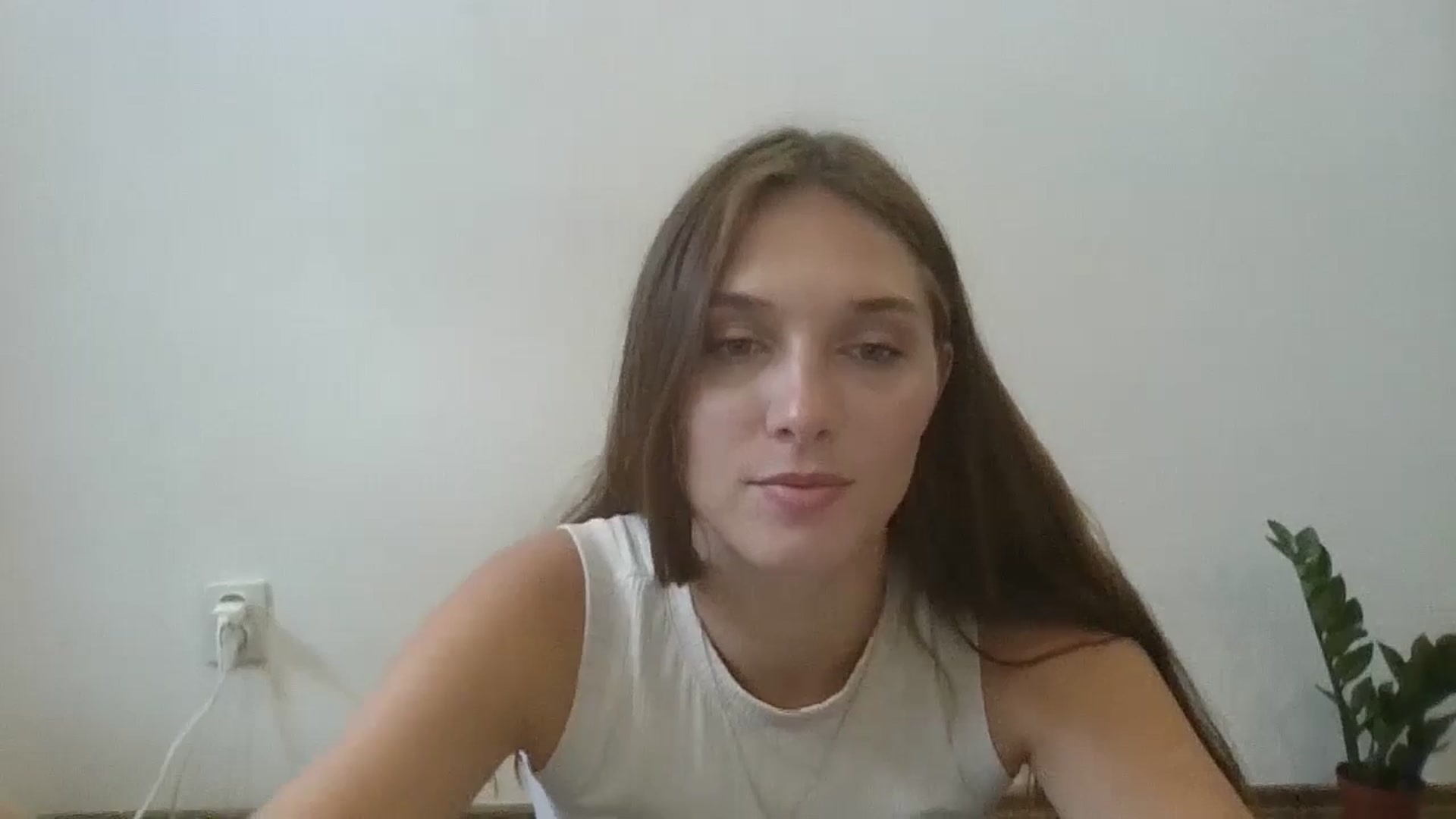 Gallery image thumbnail from HaleyReed's myfreecams stream on, 08/06/2024, 11:38 image 16 of 20