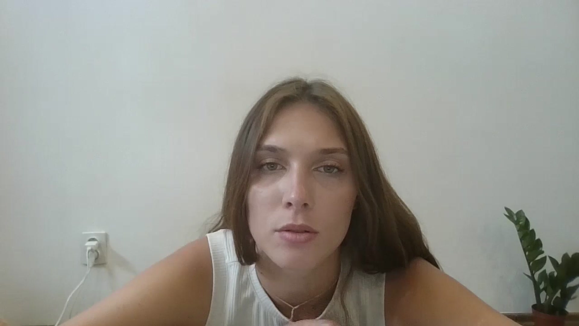 Gallery image thumbnail from HaleyReed's myfreecams stream on, 08/06/2024, 11:38 image 12 of 20