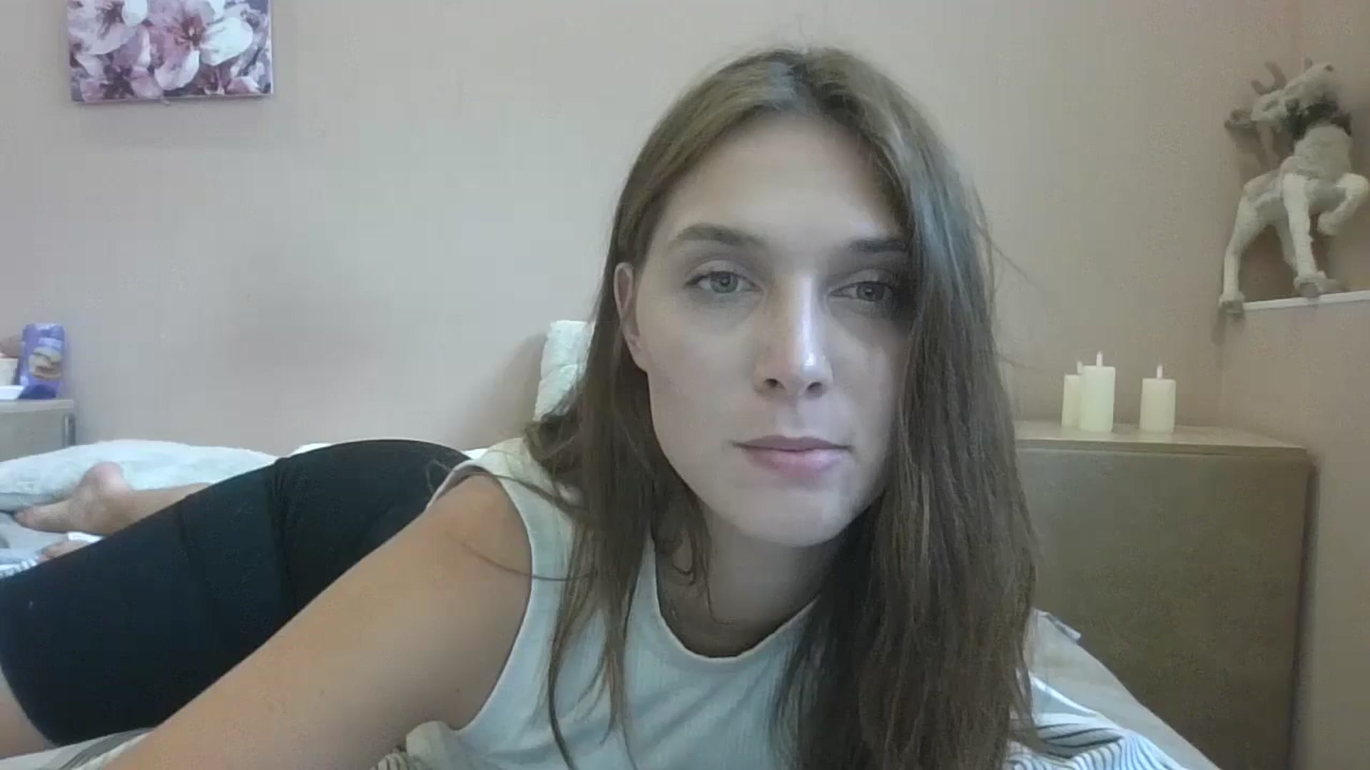 Gallery image thumbnail from HaleyReed's myfreecams stream on, 08/06/2024, 12:30 image 19 of 20