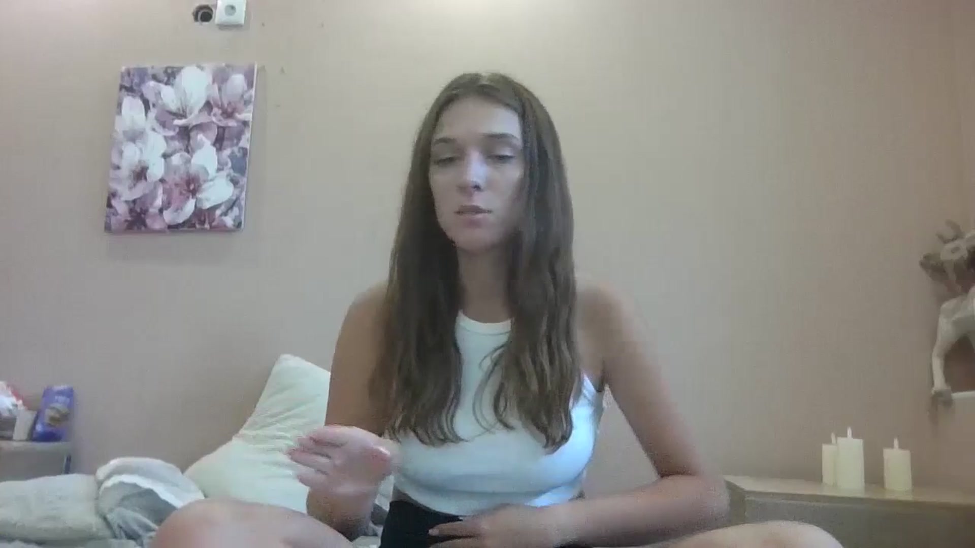 Gallery image thumbnail from HaleyReed's myfreecams stream on, 08/06/2024, 15:00 image 12 of 20