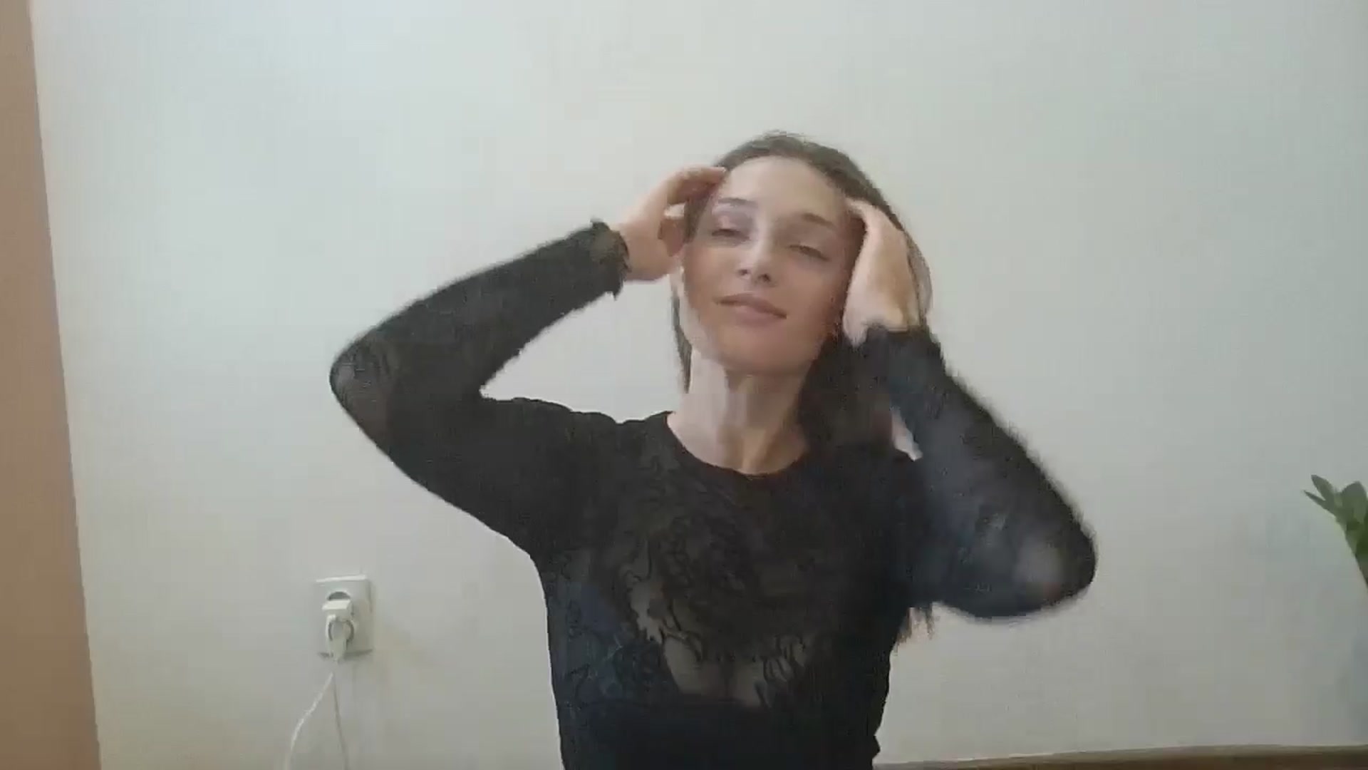 Gallery image thumbnail from HaleyReed's myfreecams stream on, 08/07/2024, 10:30 image 12 of 20