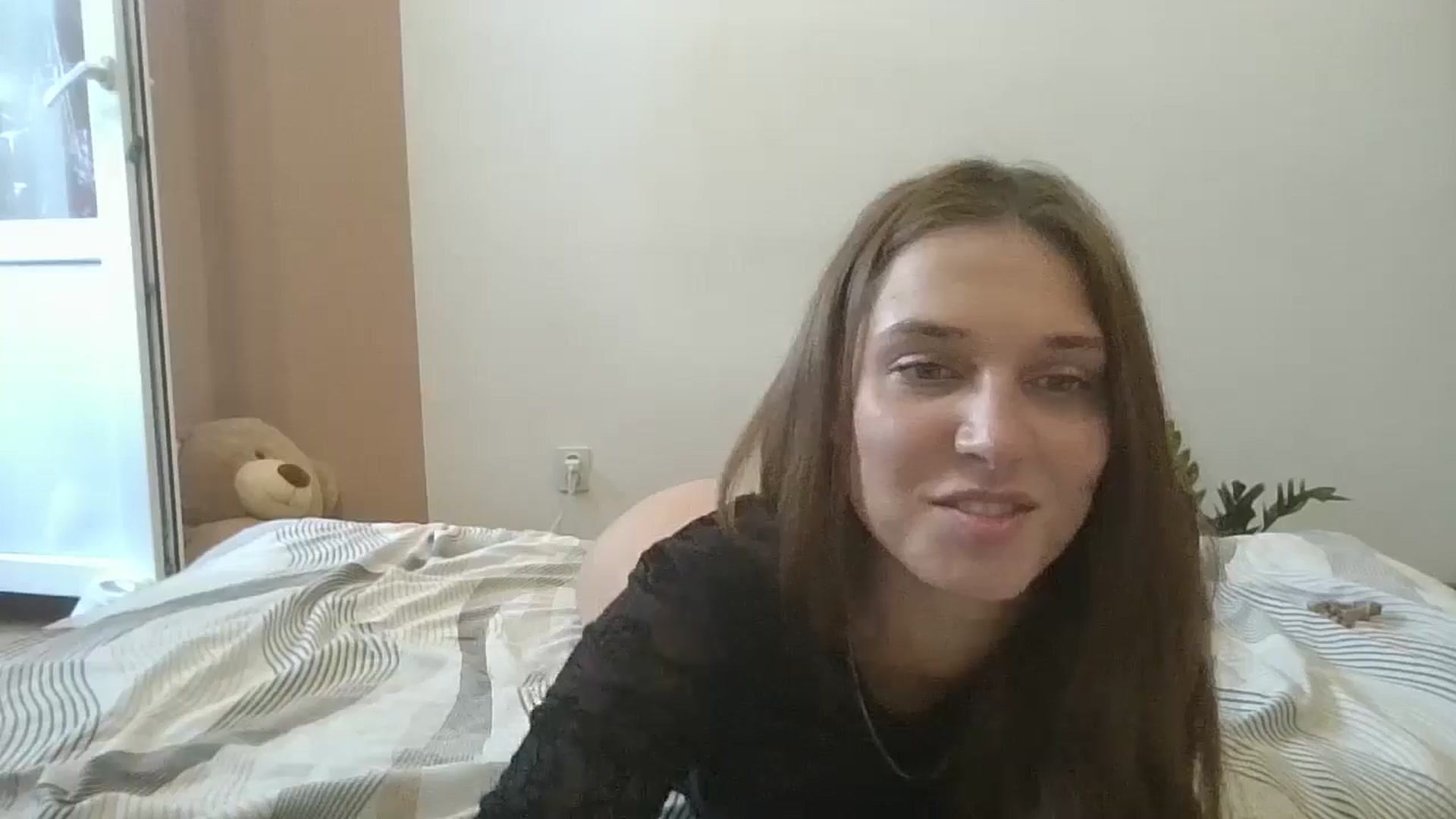 Gallery image thumbnail from HaleyReed's myfreecams stream on, 08/07/2024, 12:08 image 13 of 20
